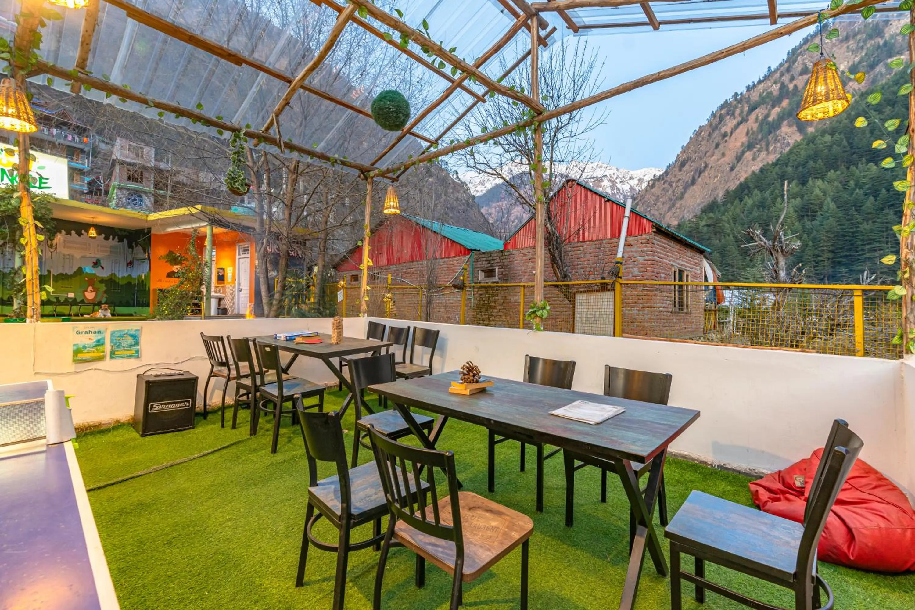 Property building in Jungle Hostel by Whoopers