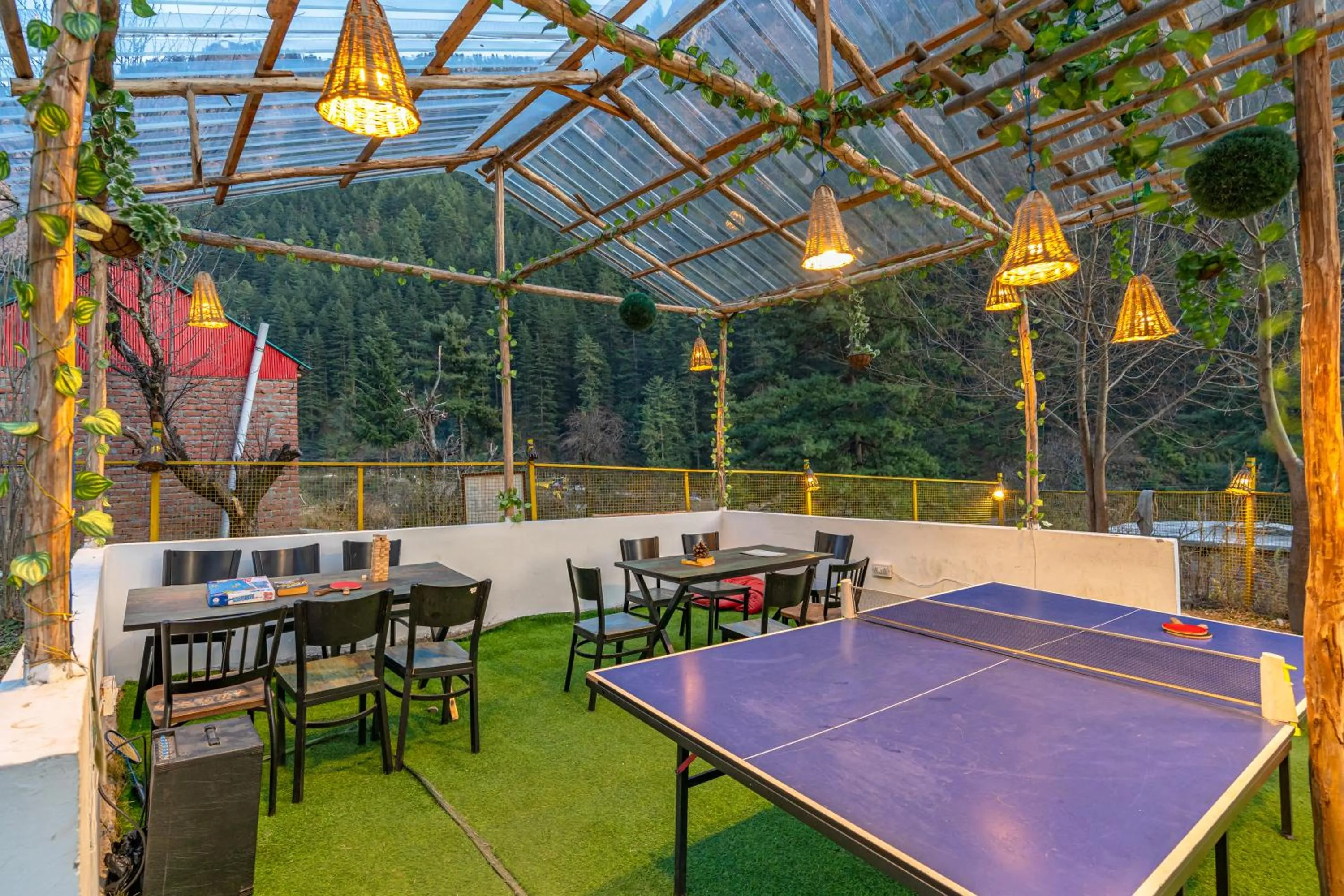 Table tennis in Jungle Hostel by Whoopers