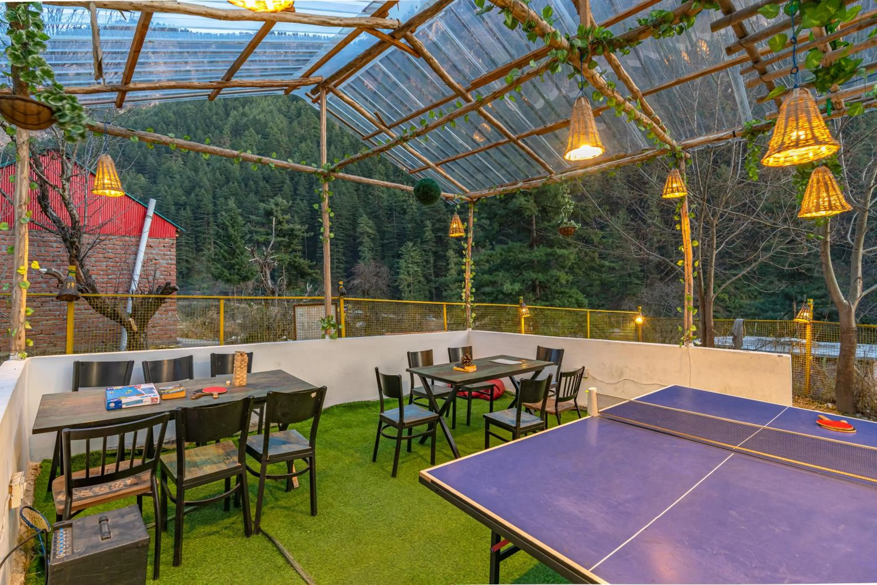 Table tennis in Jungle Hostel by Whoopers