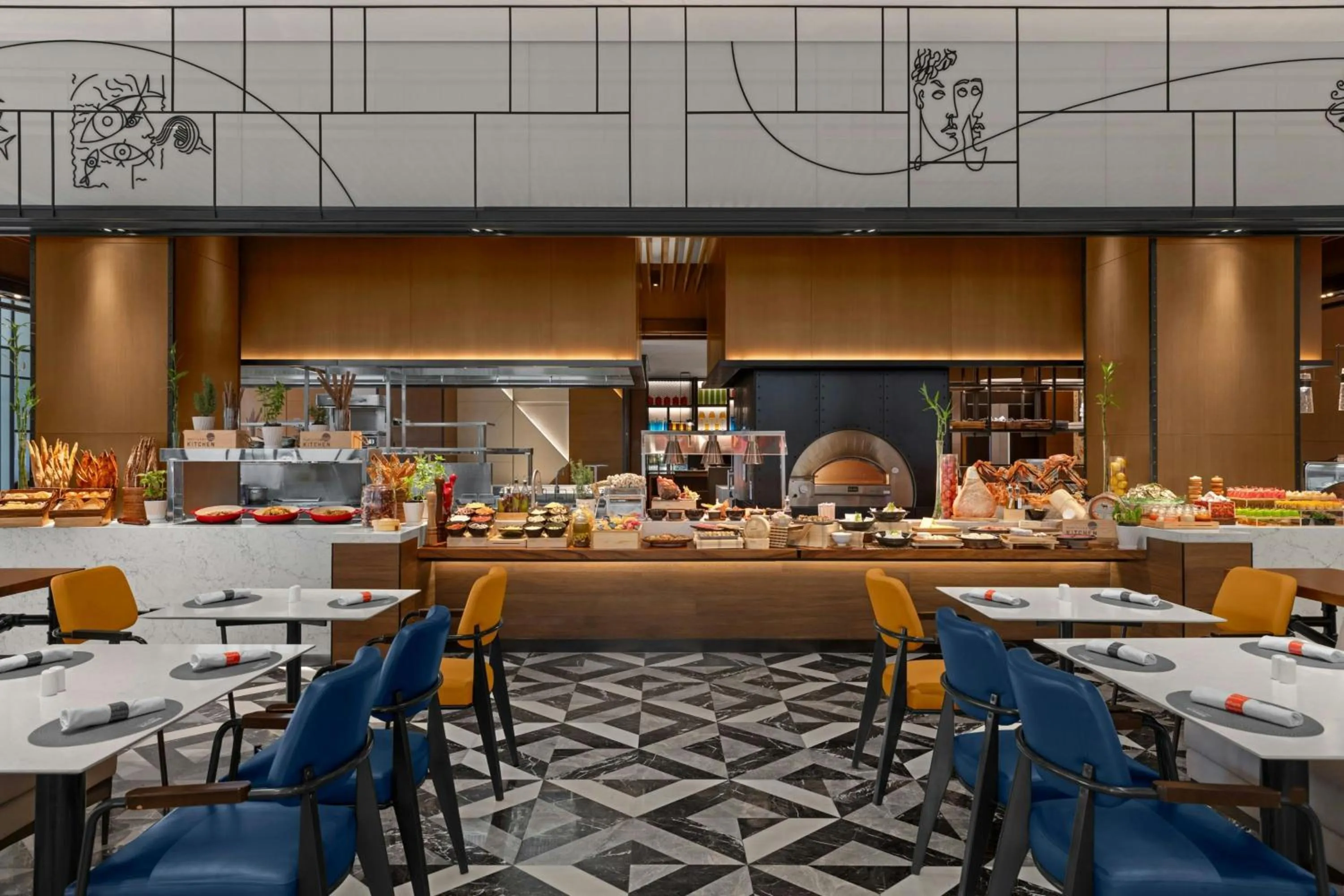 Restaurant/places to eat in Sheraton Manila Bay