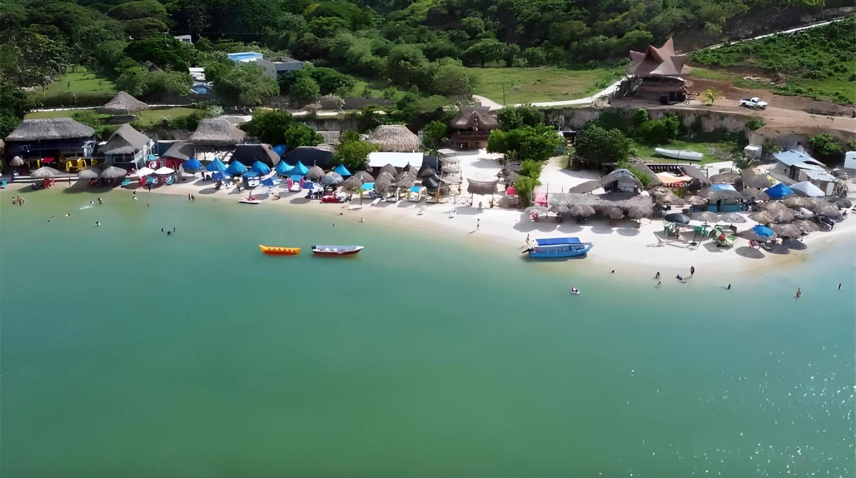 People in Santuario Beach Hostel
