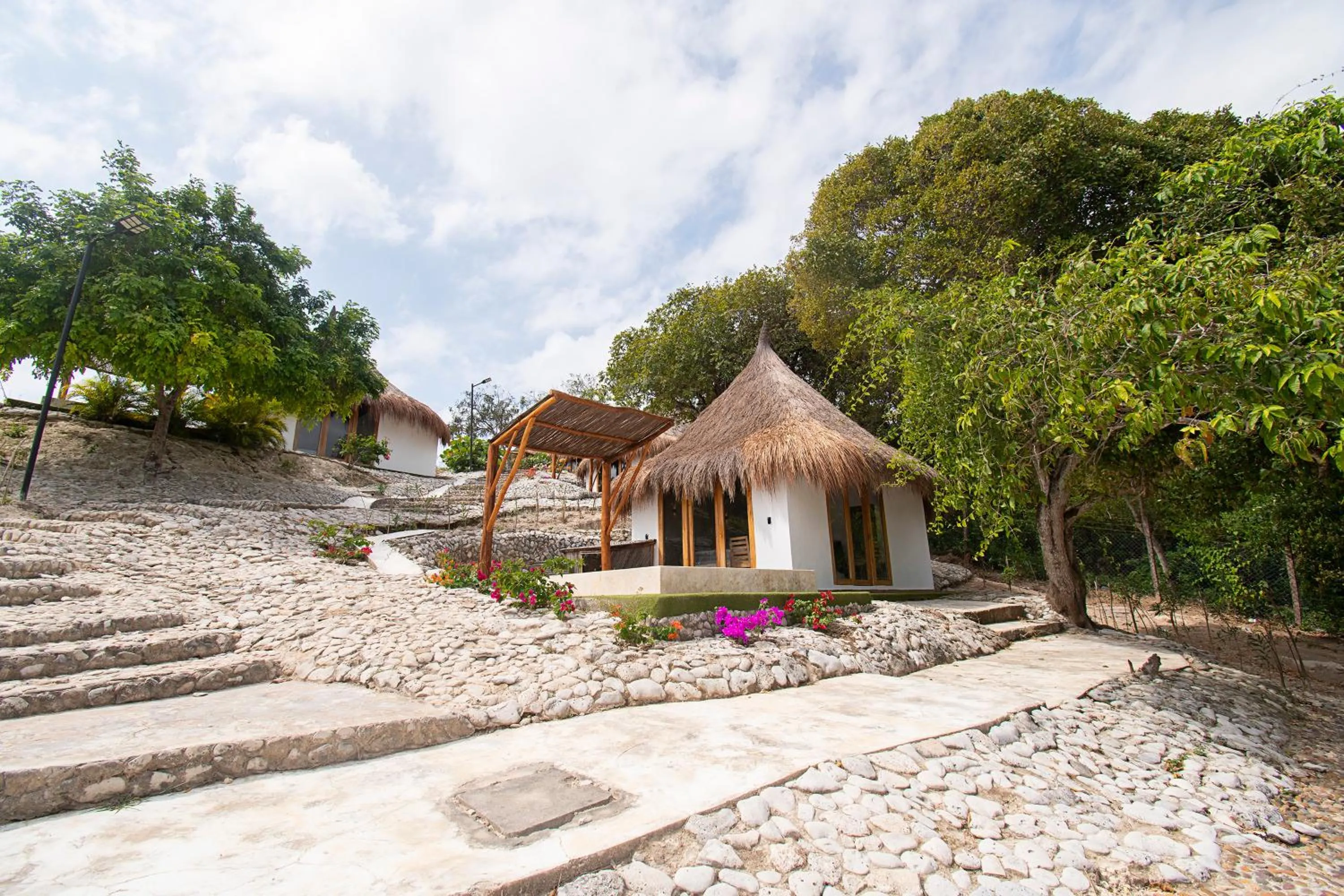 Property building in Santuario Beach Hostel