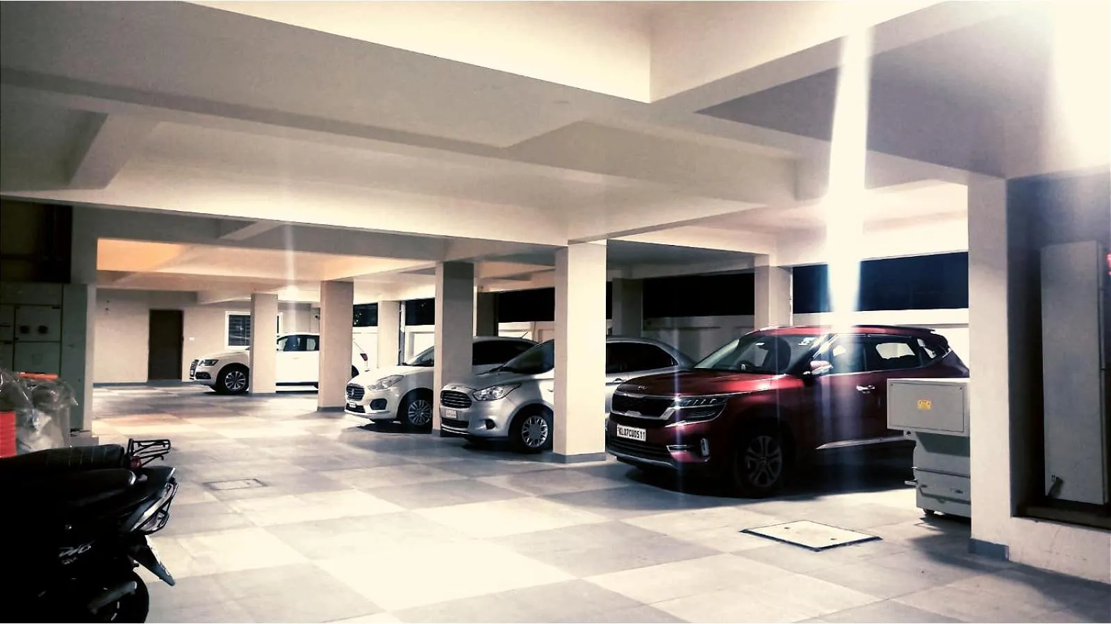 Quiet street view in HOTEL VINTAGE CASTLE