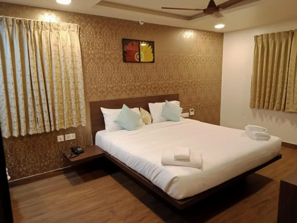 Bed in HOTEL VINTAGE CASTLE