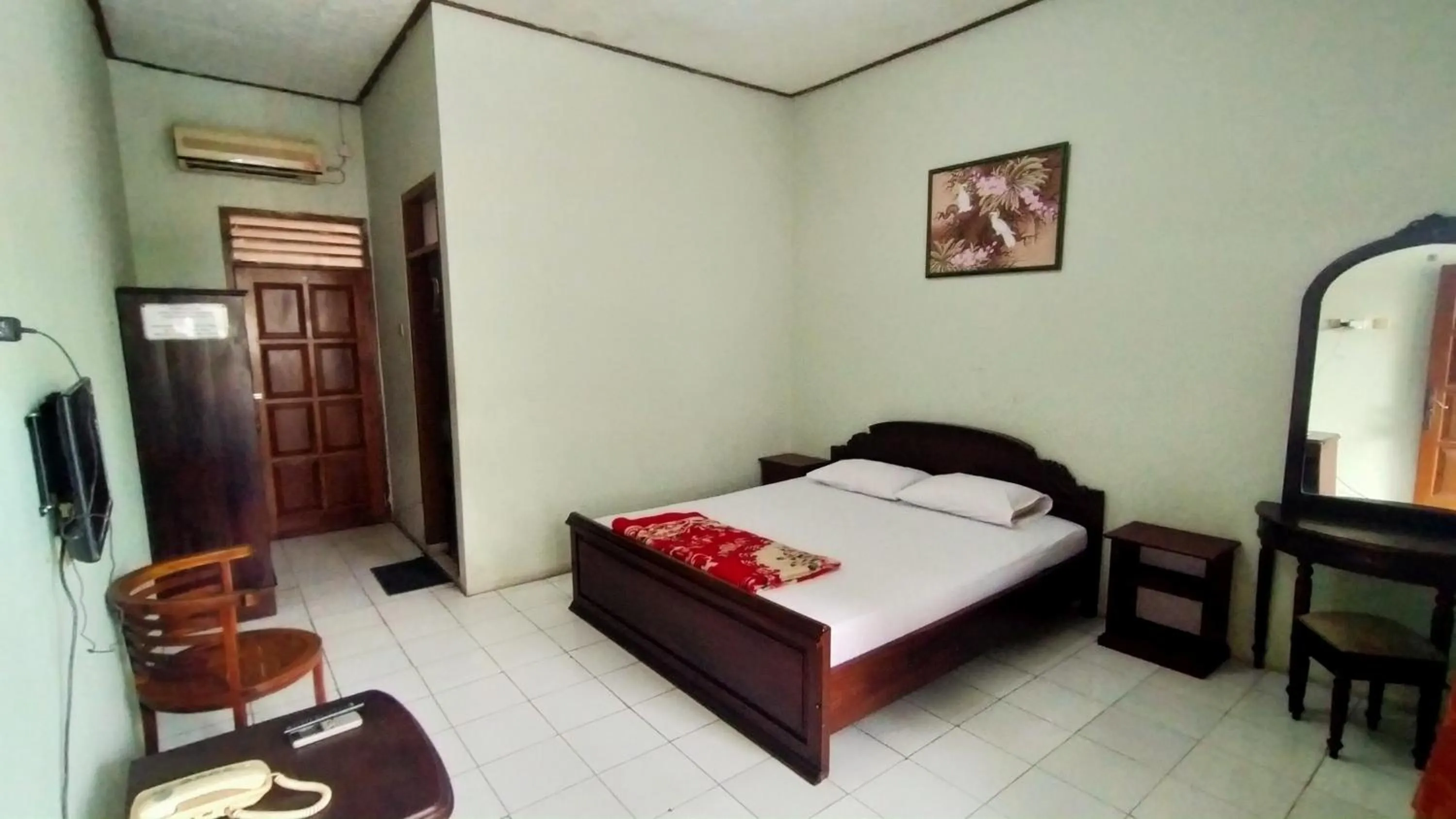 Bed in Hotel Garuda Syariah near Alun Alun Banjarnegara