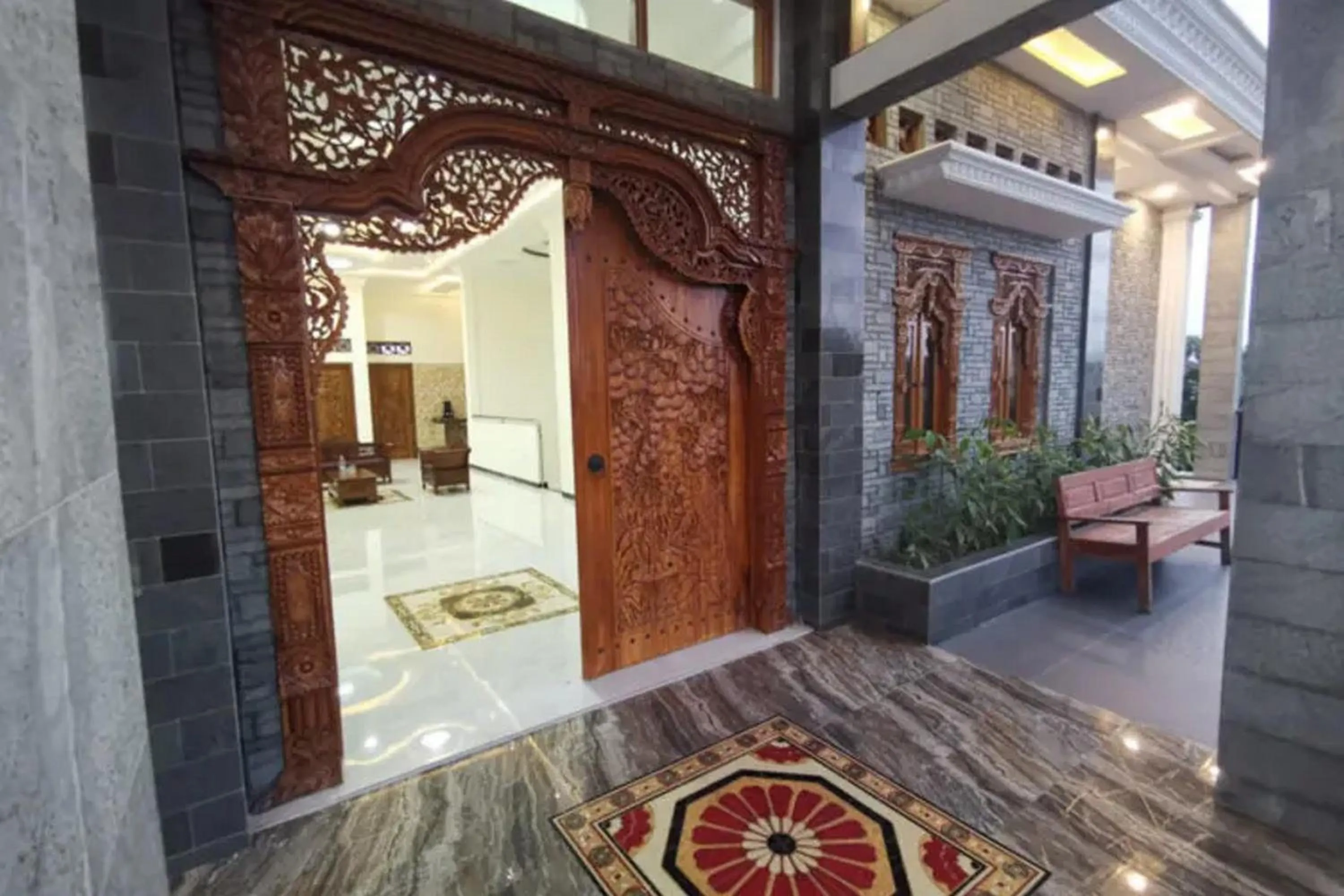 Facade/entrance in Griya Mataram Kotagede Mitra RedDoorz