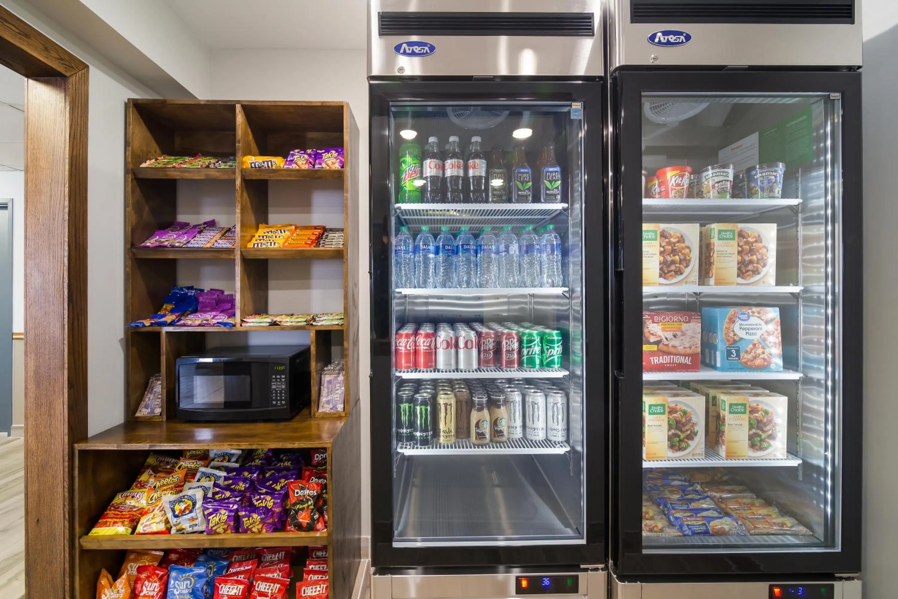 On-site shops in Econo Lodge Williston