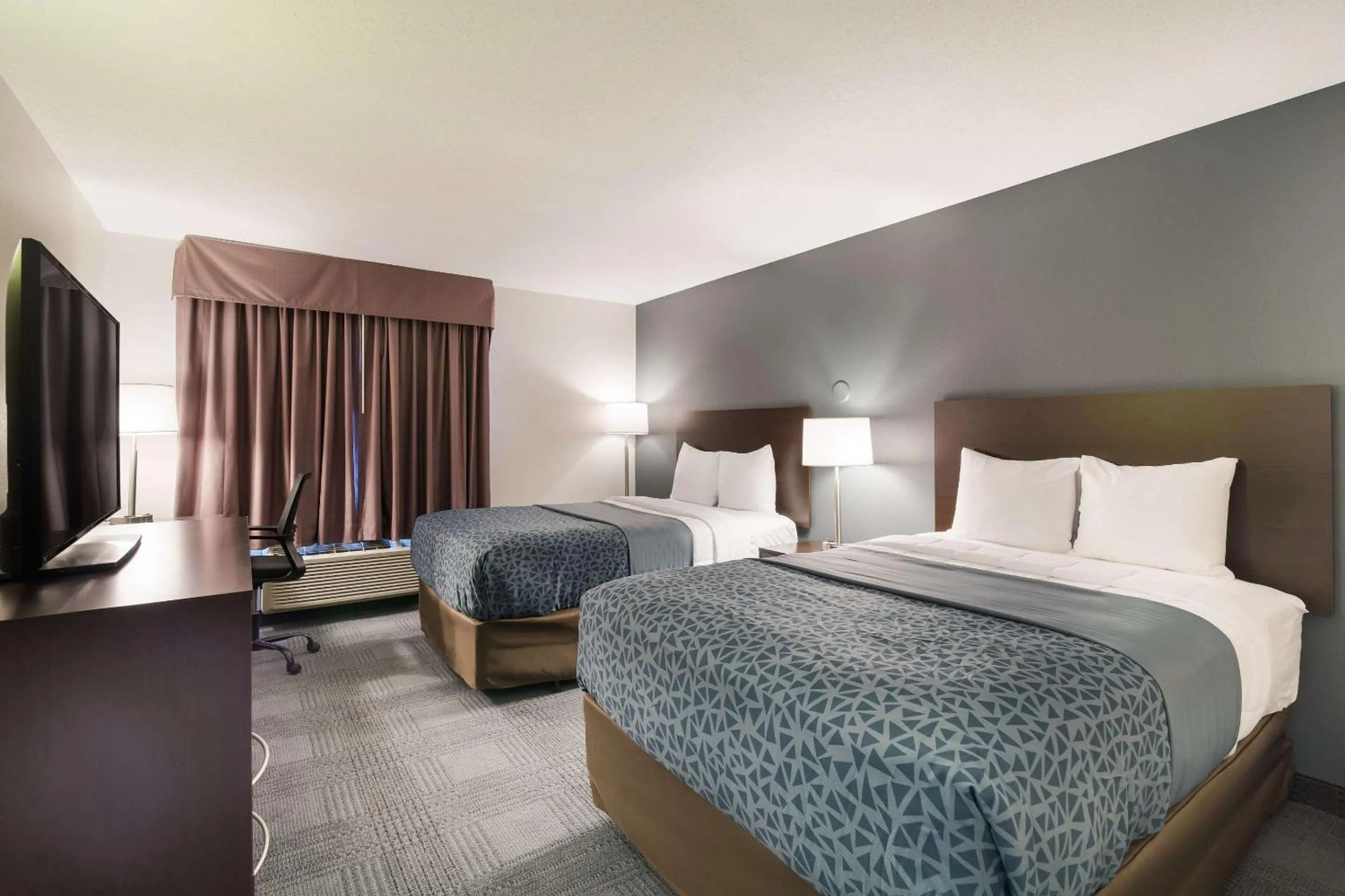 Photo of the whole room, Bed in Econo Lodge Williston