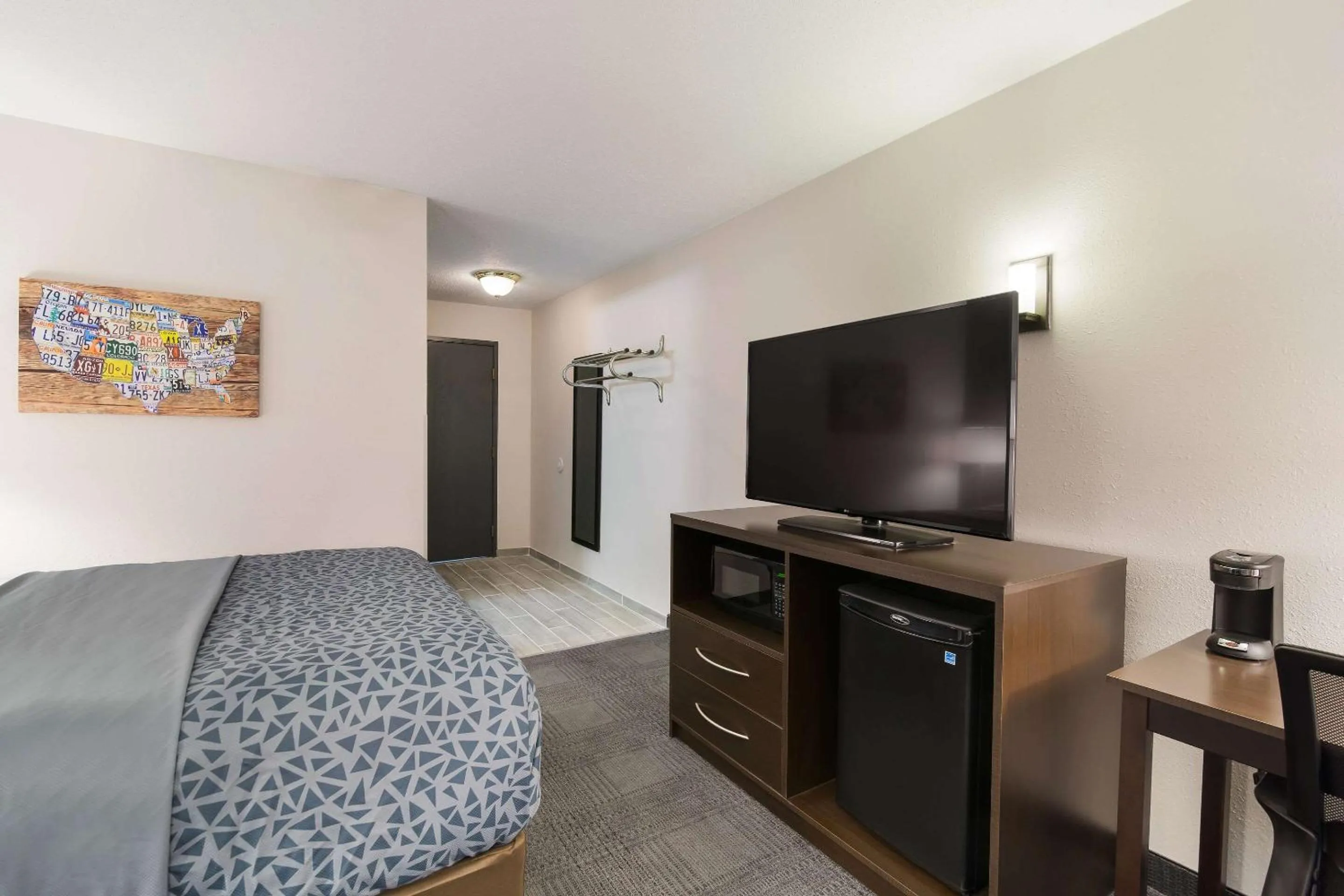 Photo of the whole room, Bed in Econo Lodge Williston