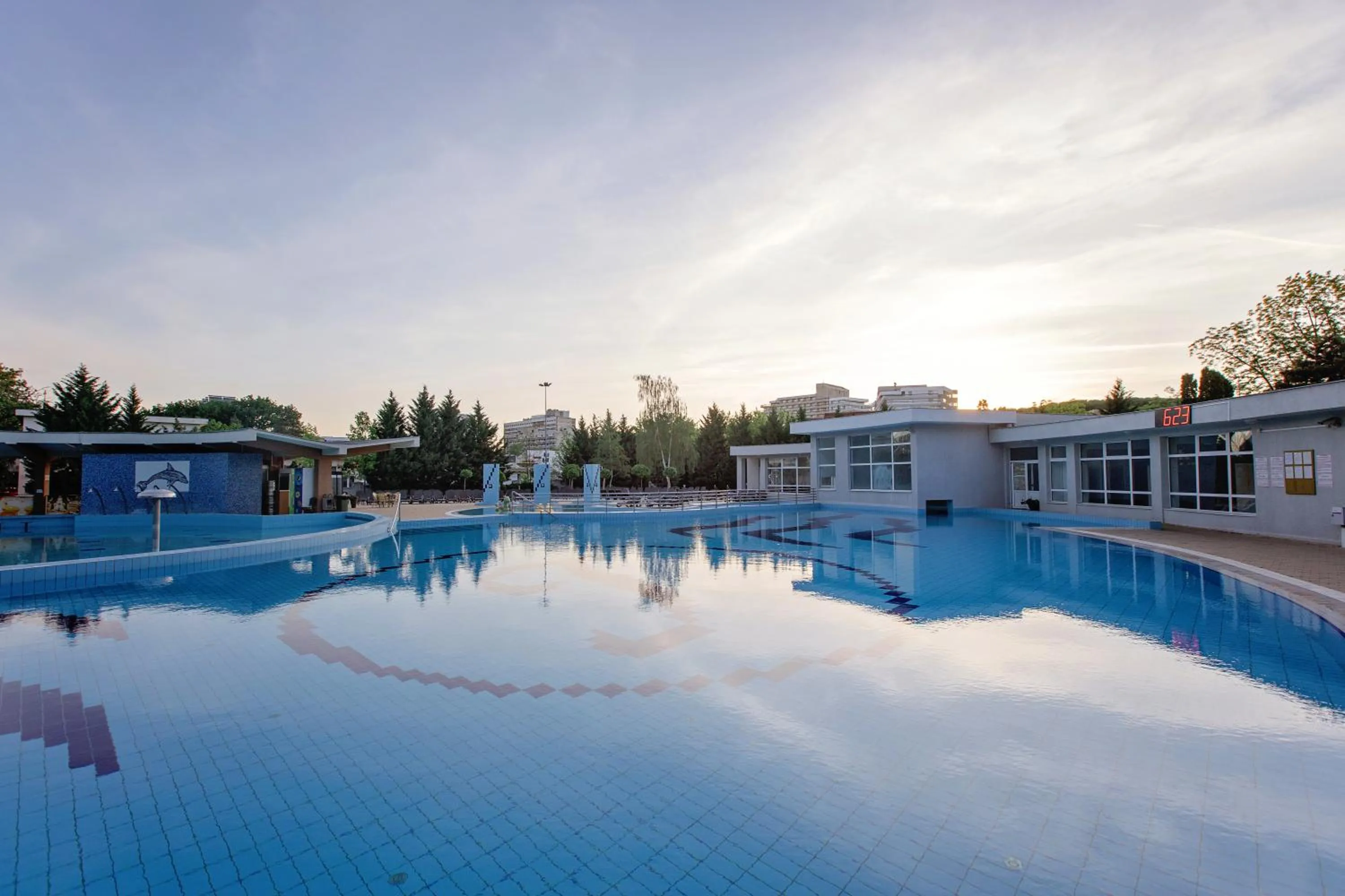 Swimming pool in Hotel International