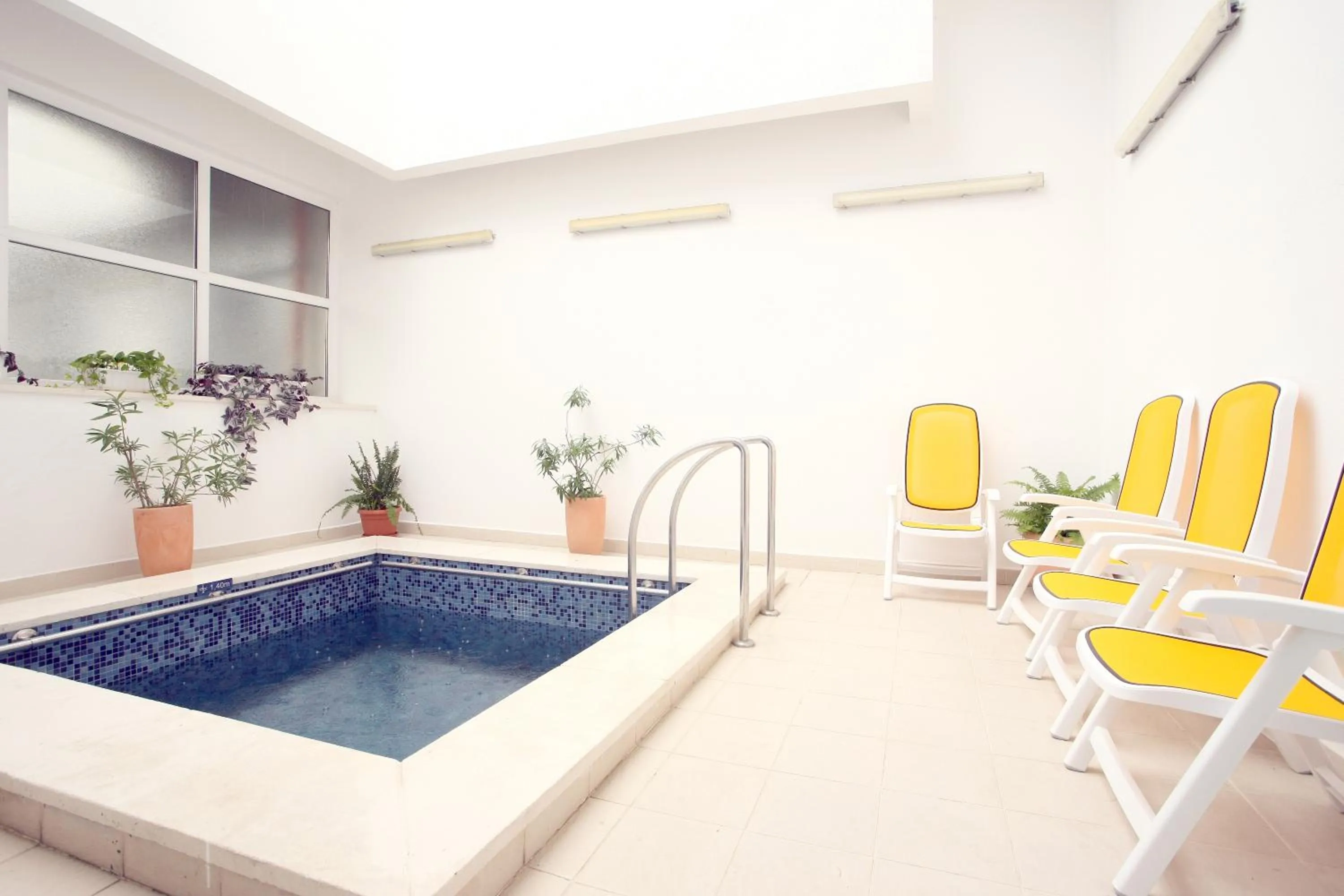 Swimming pool in Hotel International