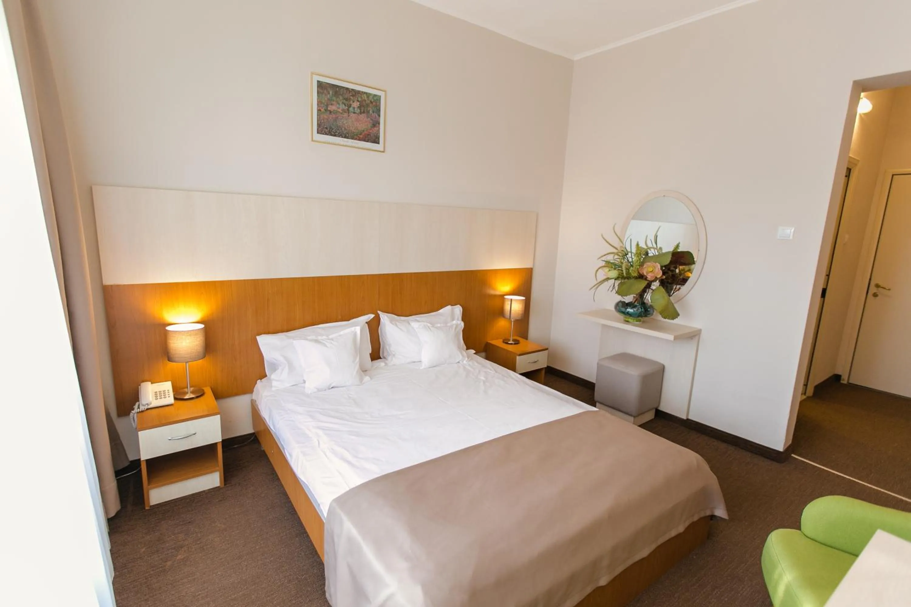 Photo of the whole room, Bed in Hotel Nufarul