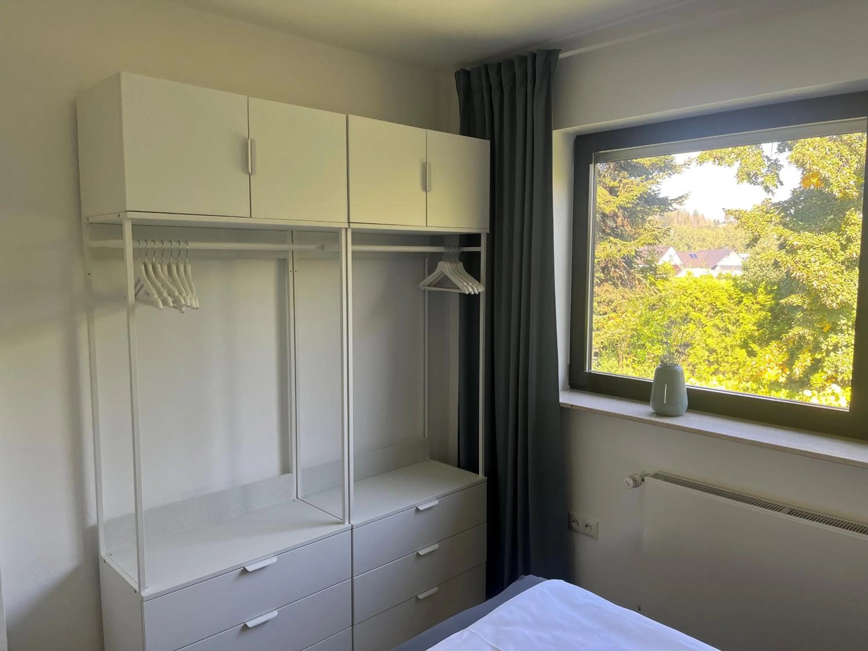 Bed in Troll's Brauhaushotel