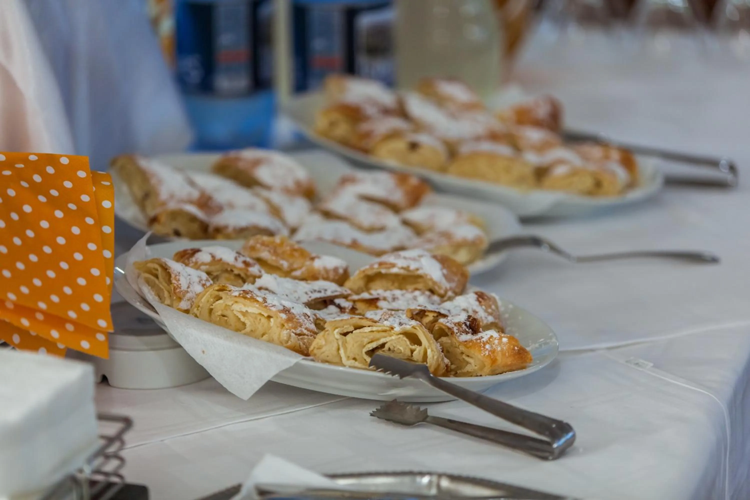 Food in Hotel Poienița