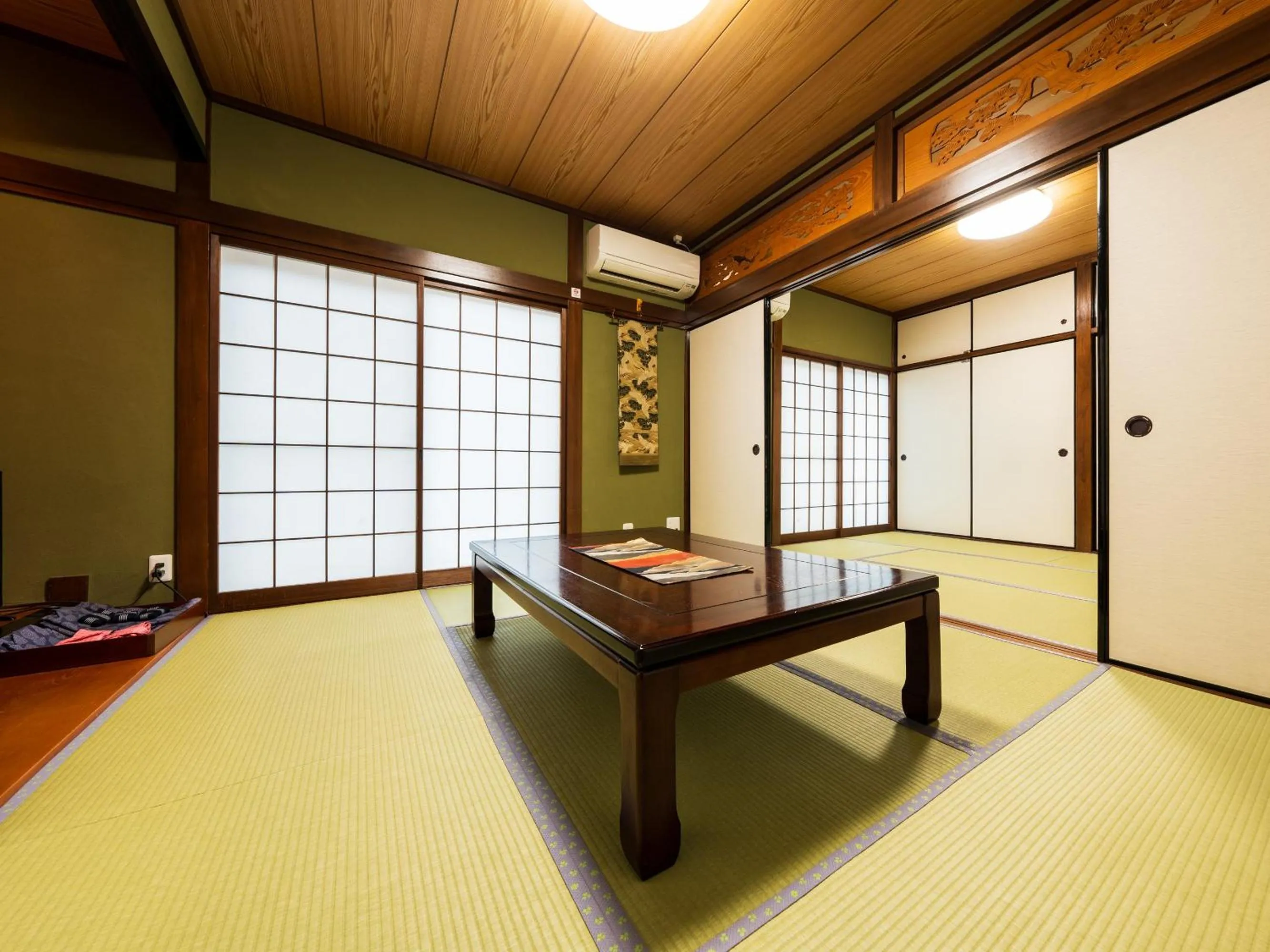 Photo of the whole room in Yufuin Wasaku