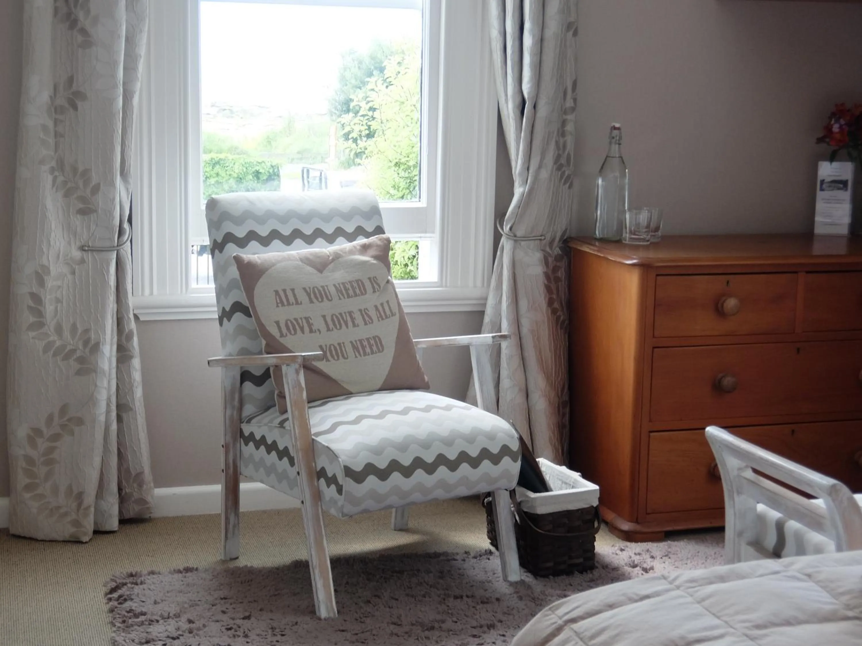 Decorative detail, Bed in The Point B&B