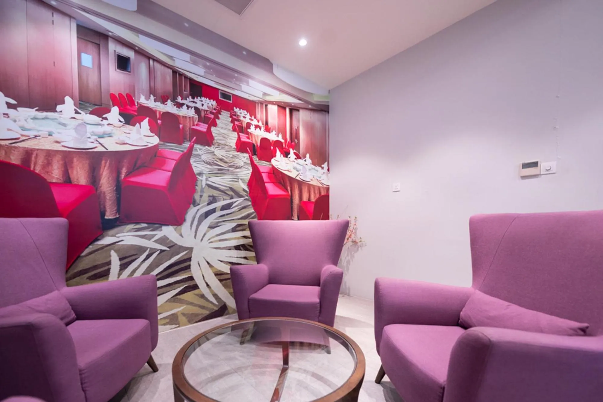 Meeting/conference room in Asaya Hotel Kota Kinabalu - Refurbished 2024