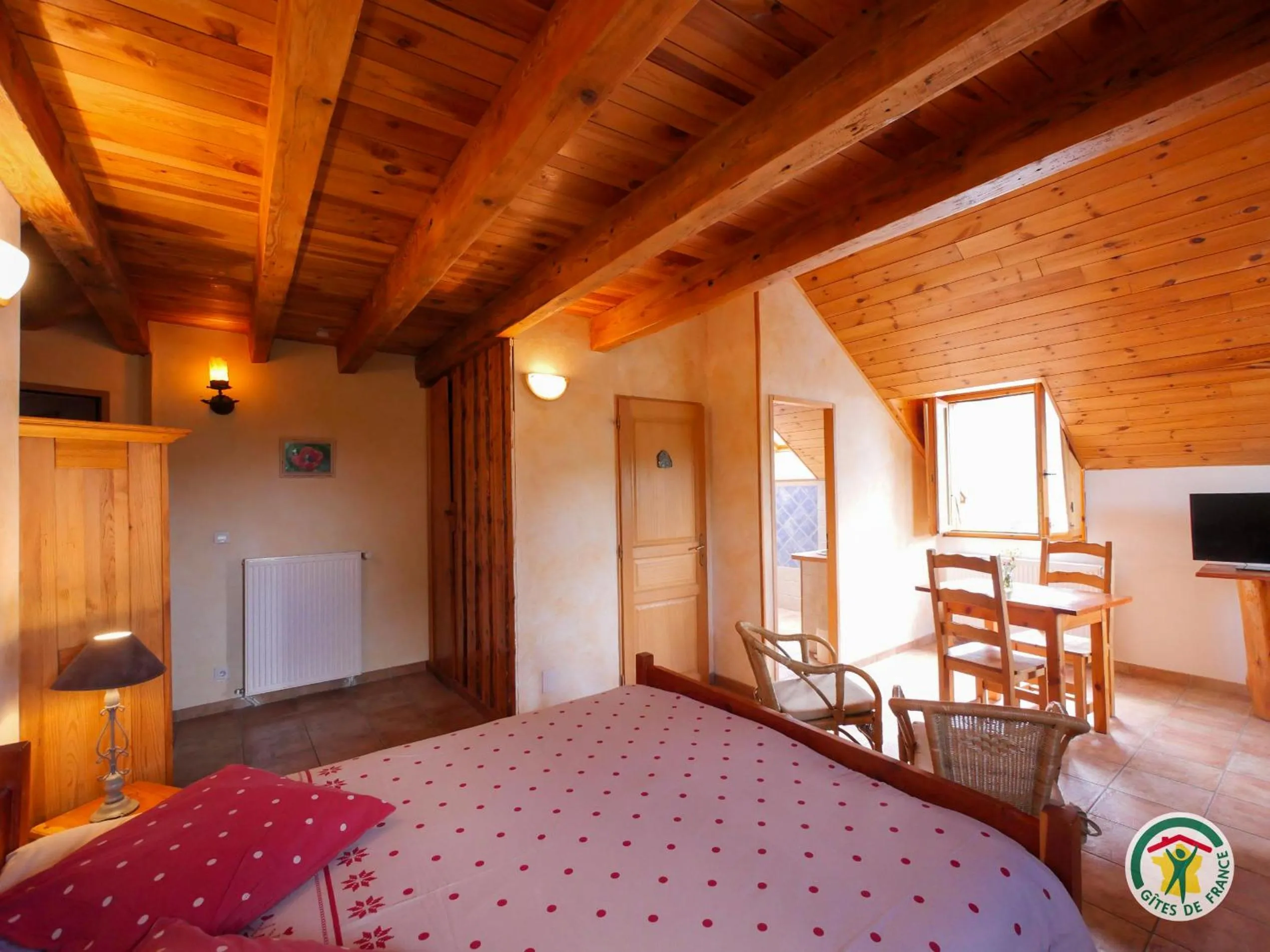 Bed in Chambres d'hôtes l'Abondance