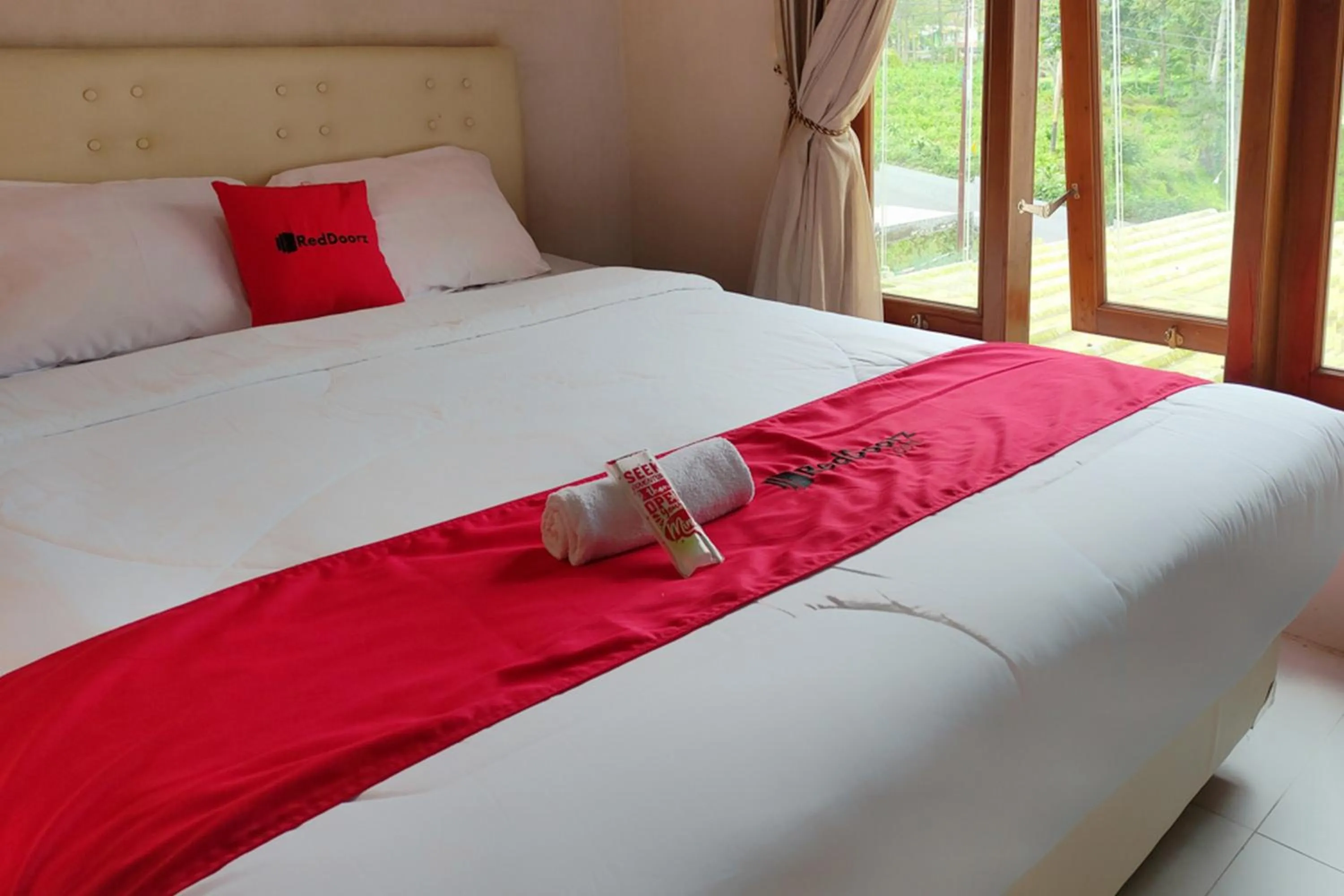 Bed in RedDoorz near Agrowisata Kebun Teh Dieng