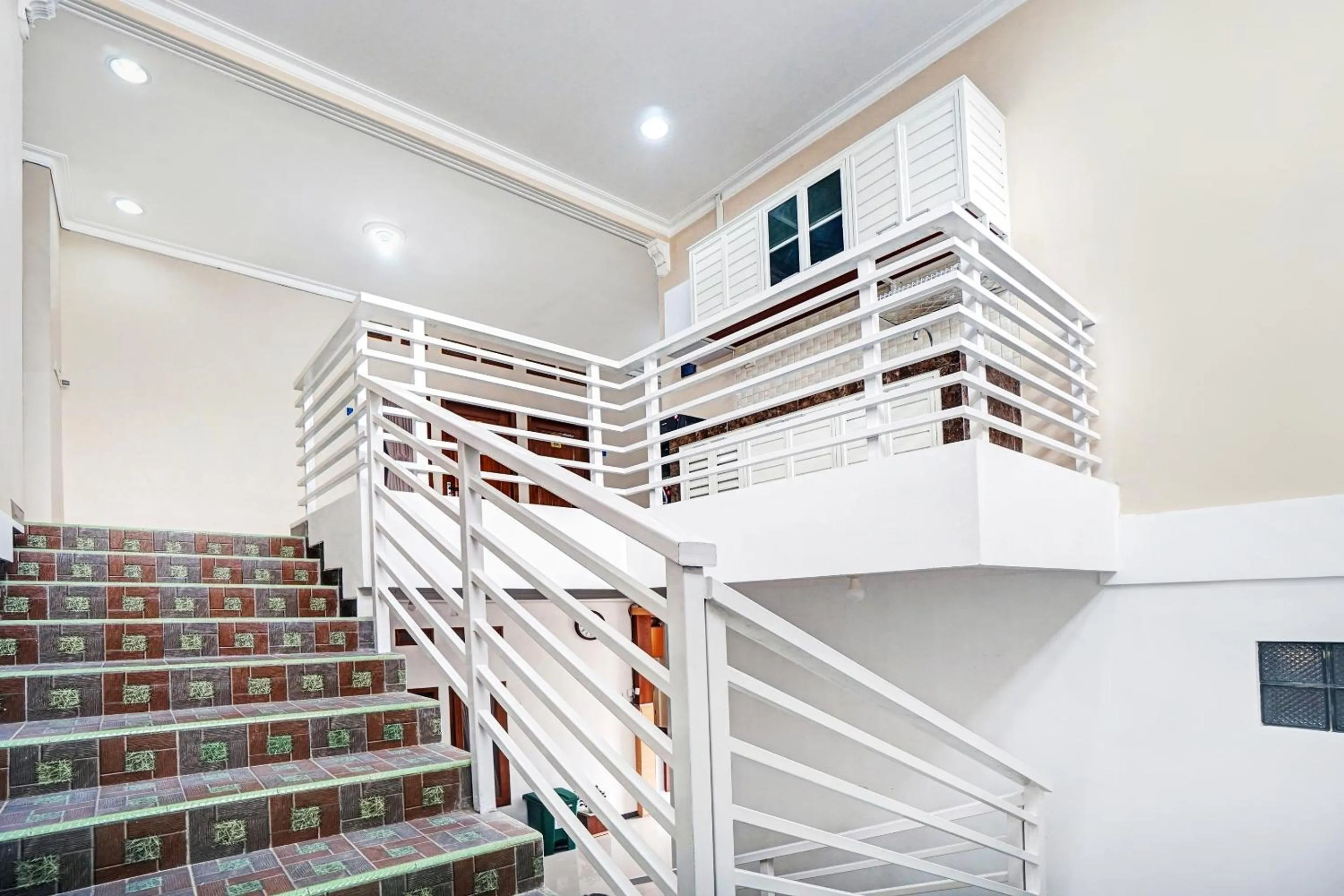 Lobby or reception in Hotel O Avisha Guest House Syariah