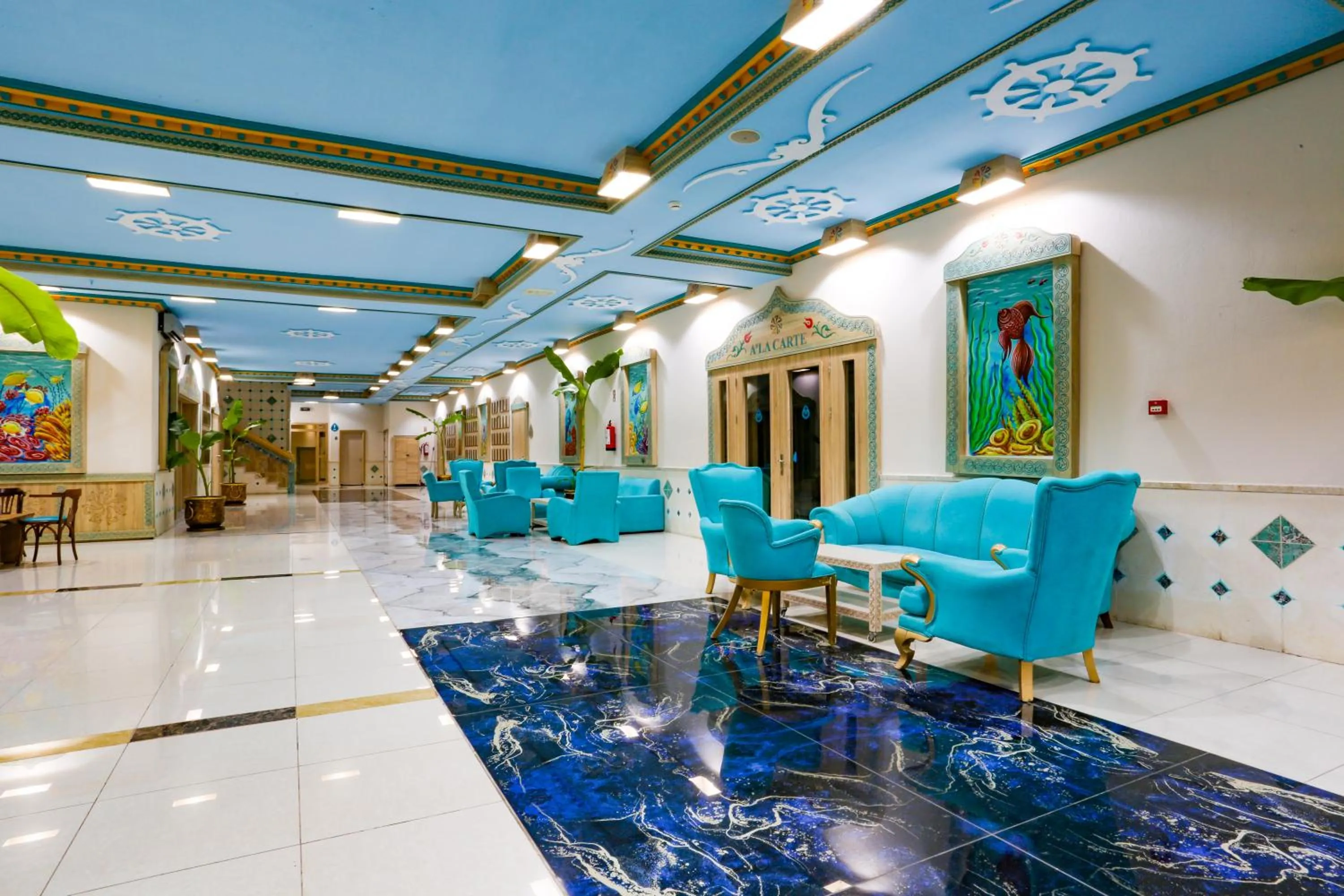 Lounge or bar in Daima Biz Hotel - Dolusu Aquapark Access