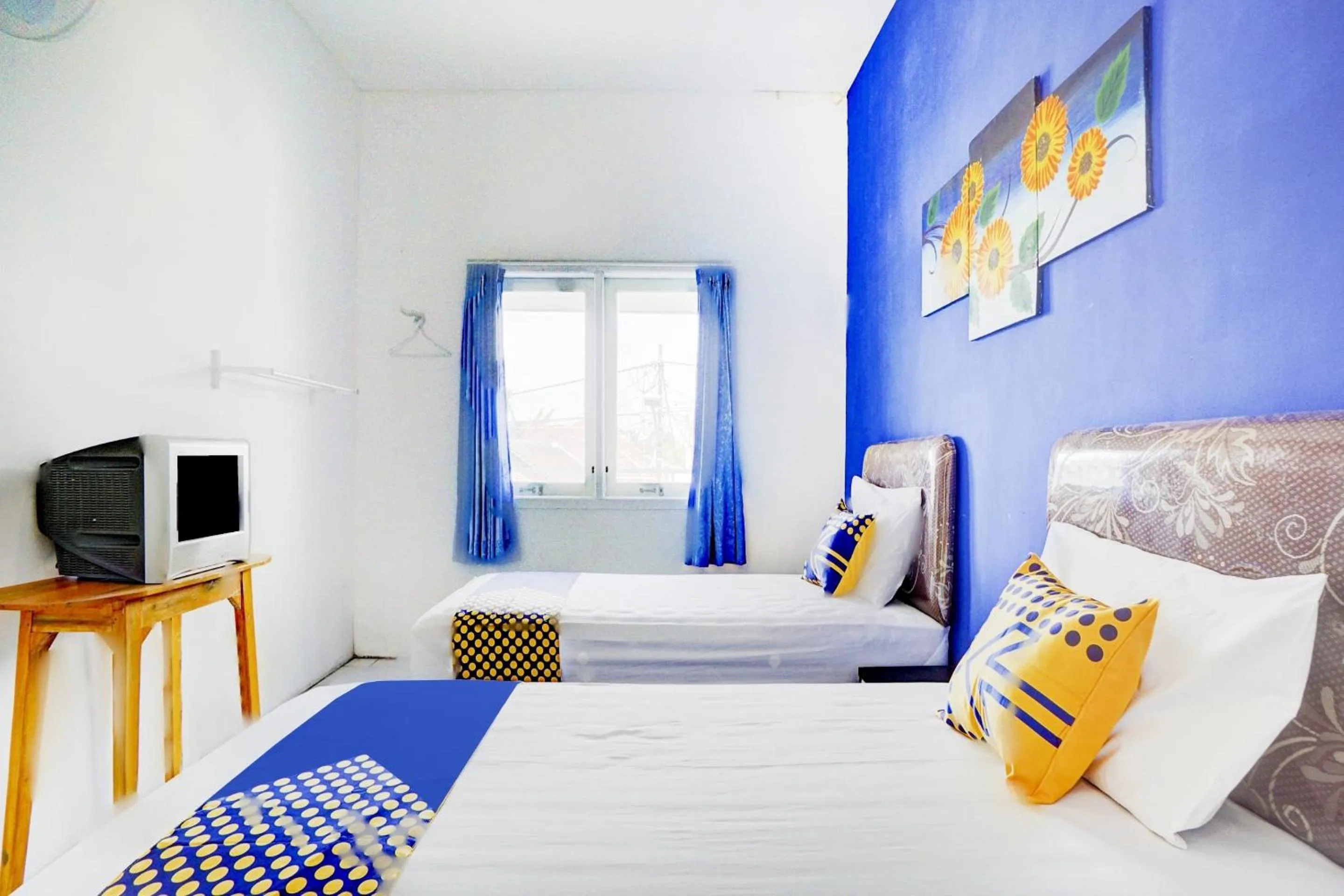 Bedroom in Hotel O Edotel Tebe Syariah