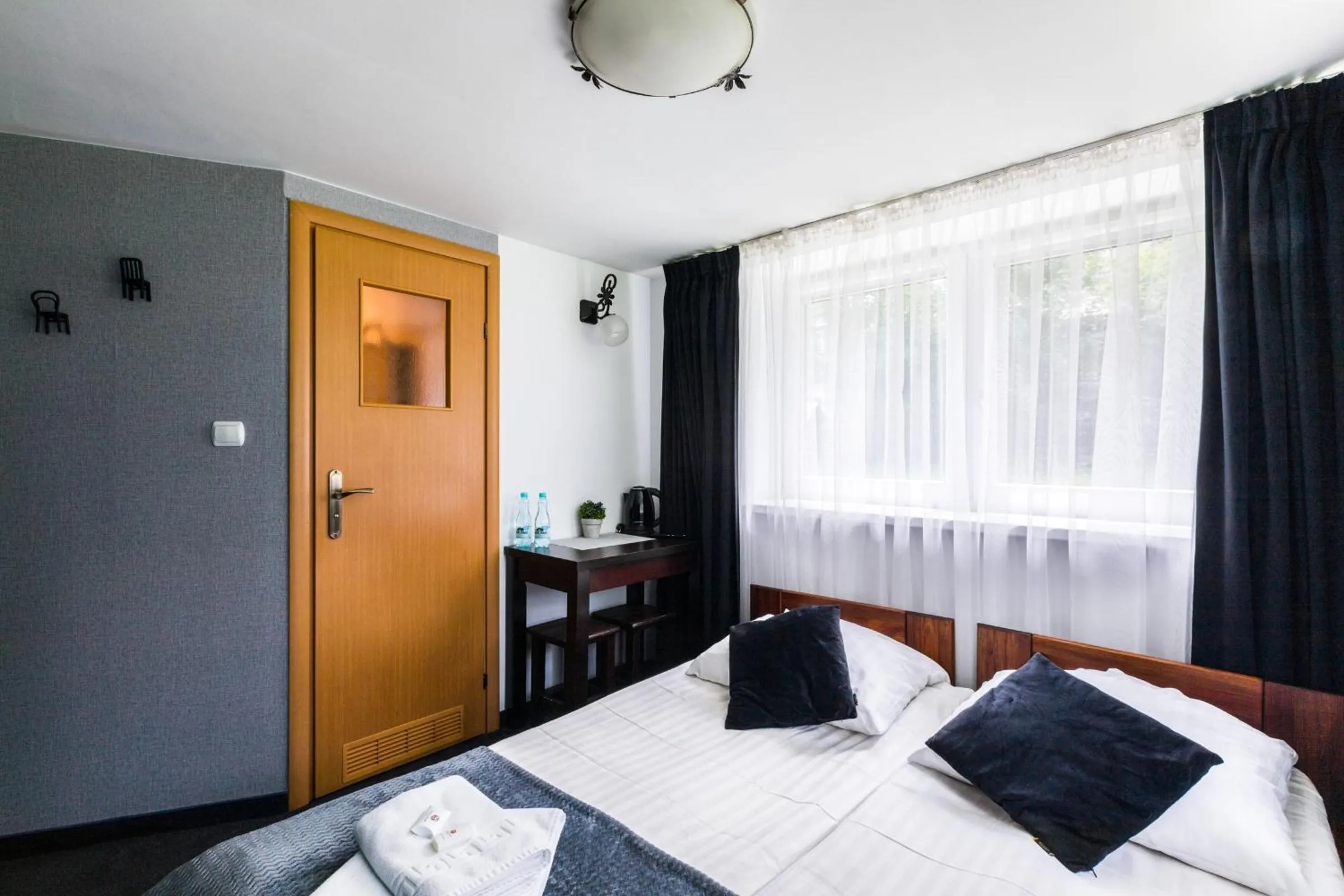 Photo of the whole room, Bed in Willa Biały Domek - 600m Krupówki