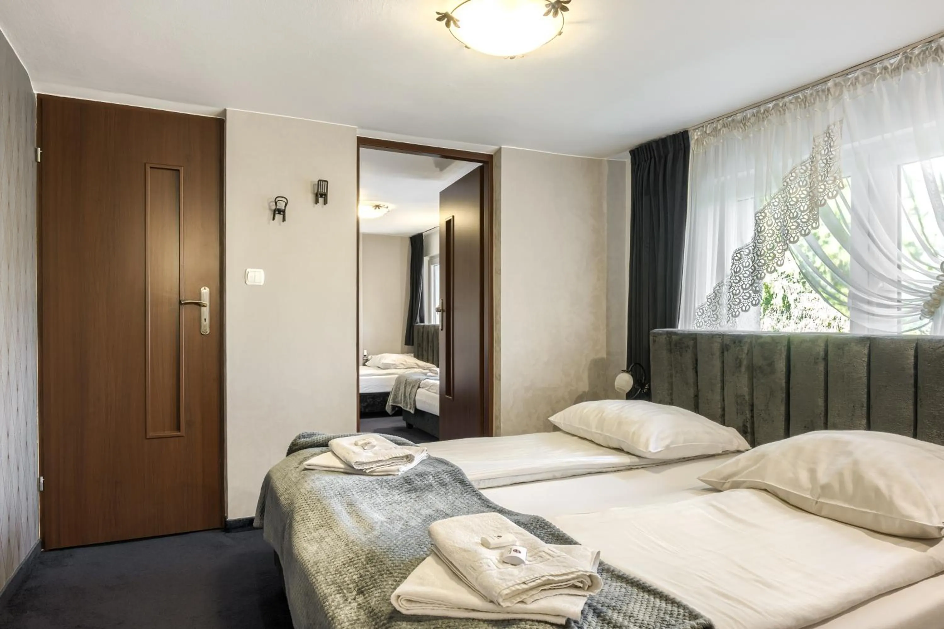 Bed in Willa Biały Domek - 600m Krupówki