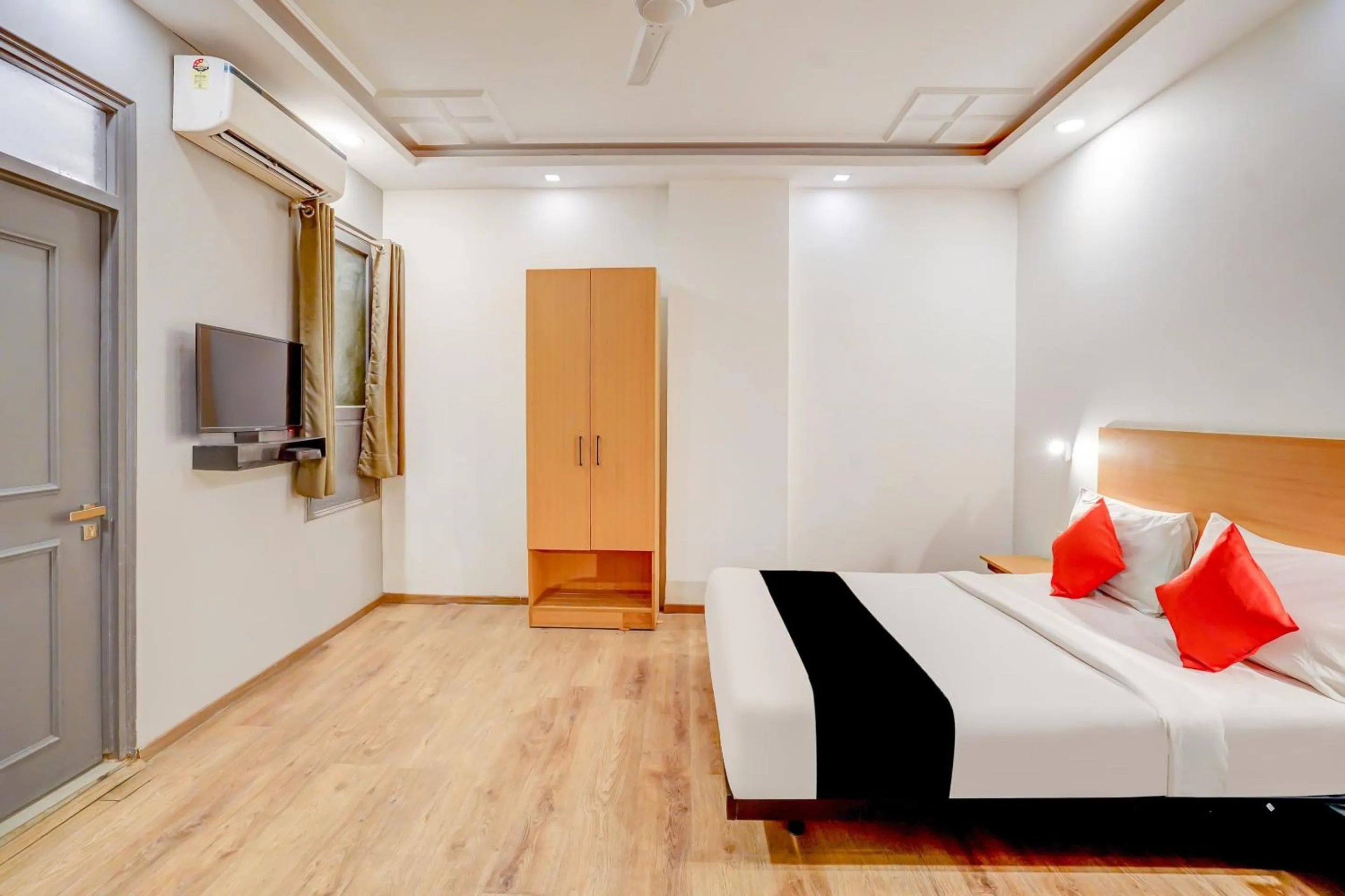 Bedroom, Bed in Super Capital O Jp Tower