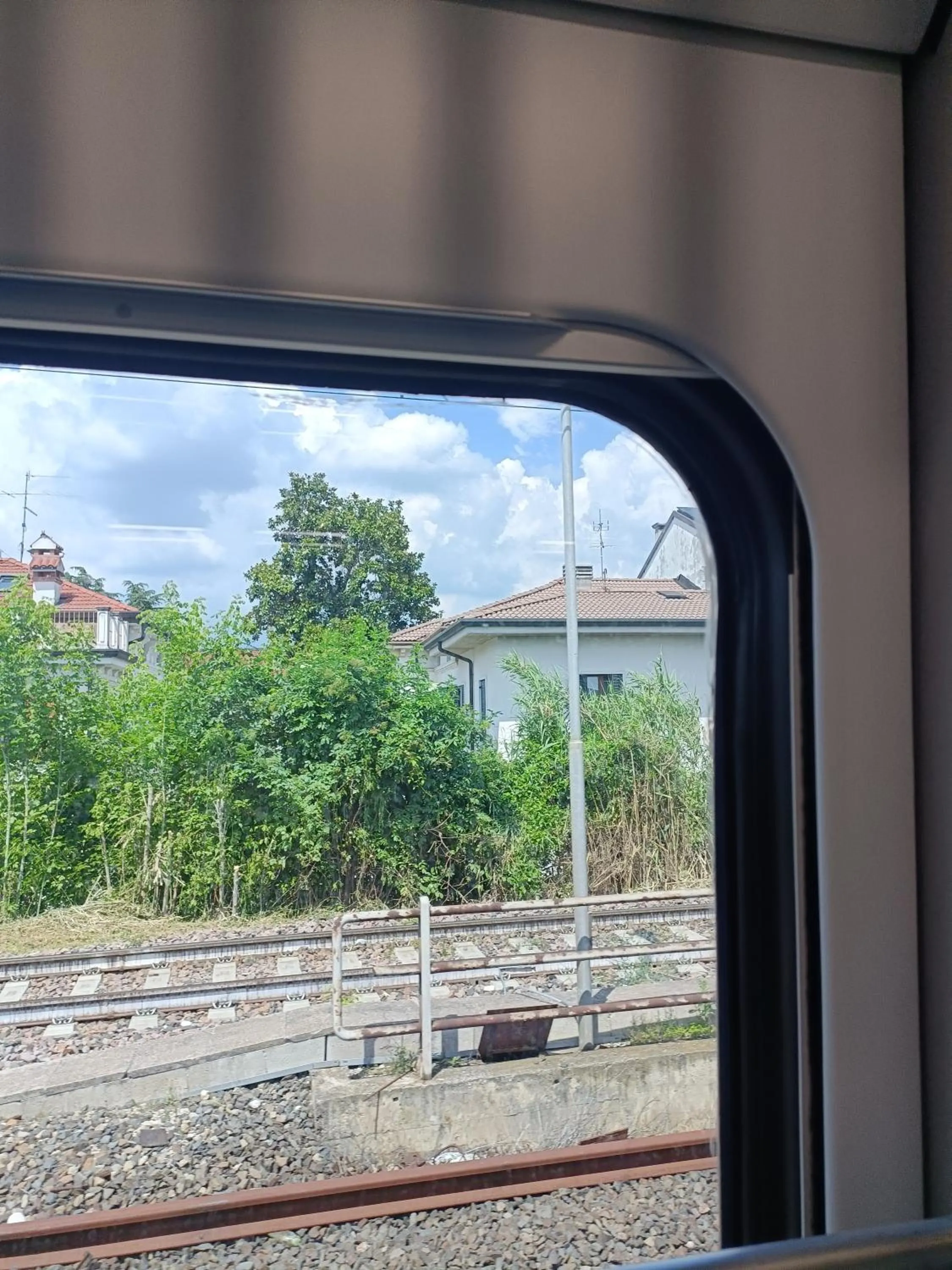 Staff, View in B&B Mavipagi