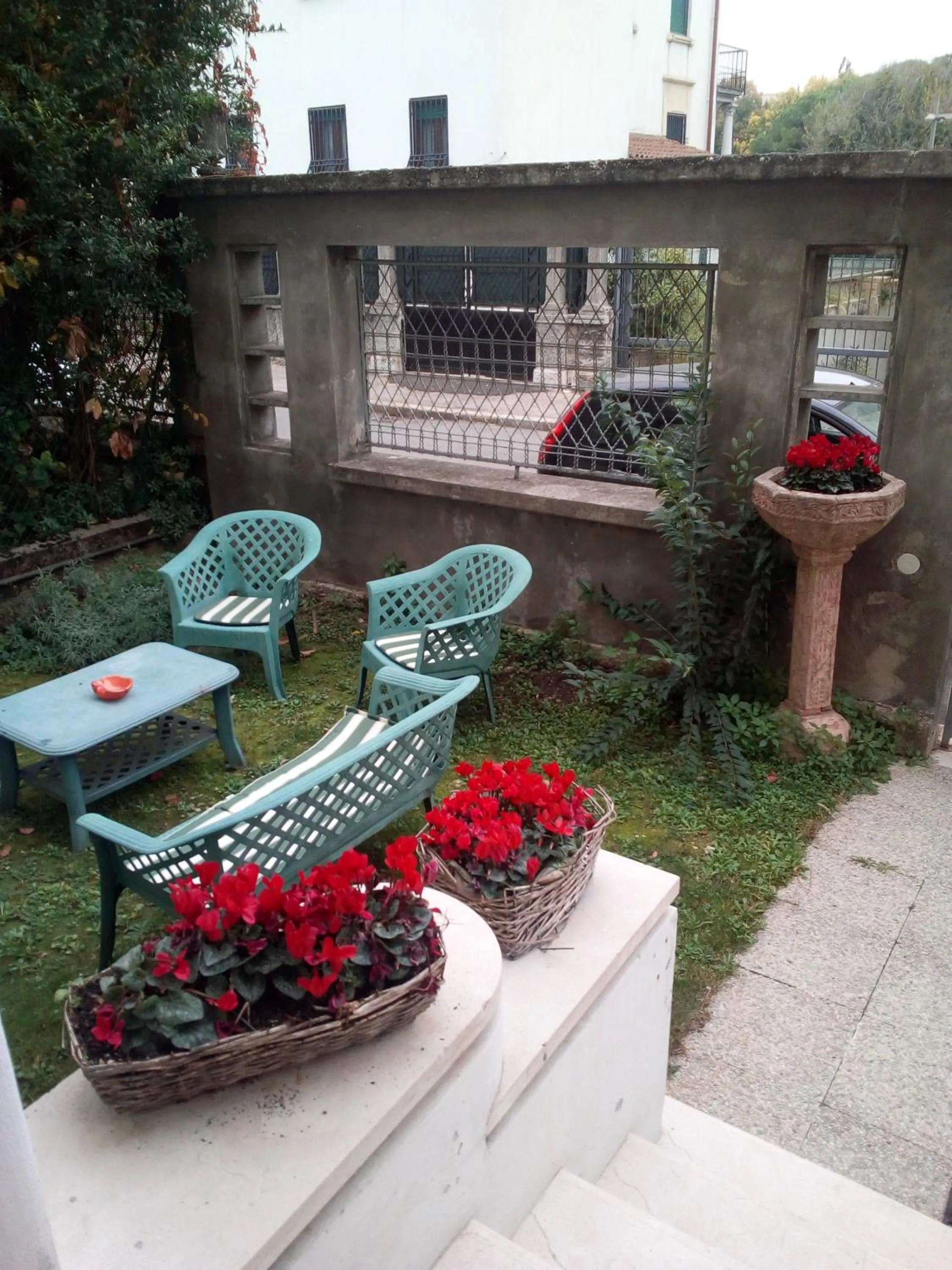 Patio in B&B Mavipagi