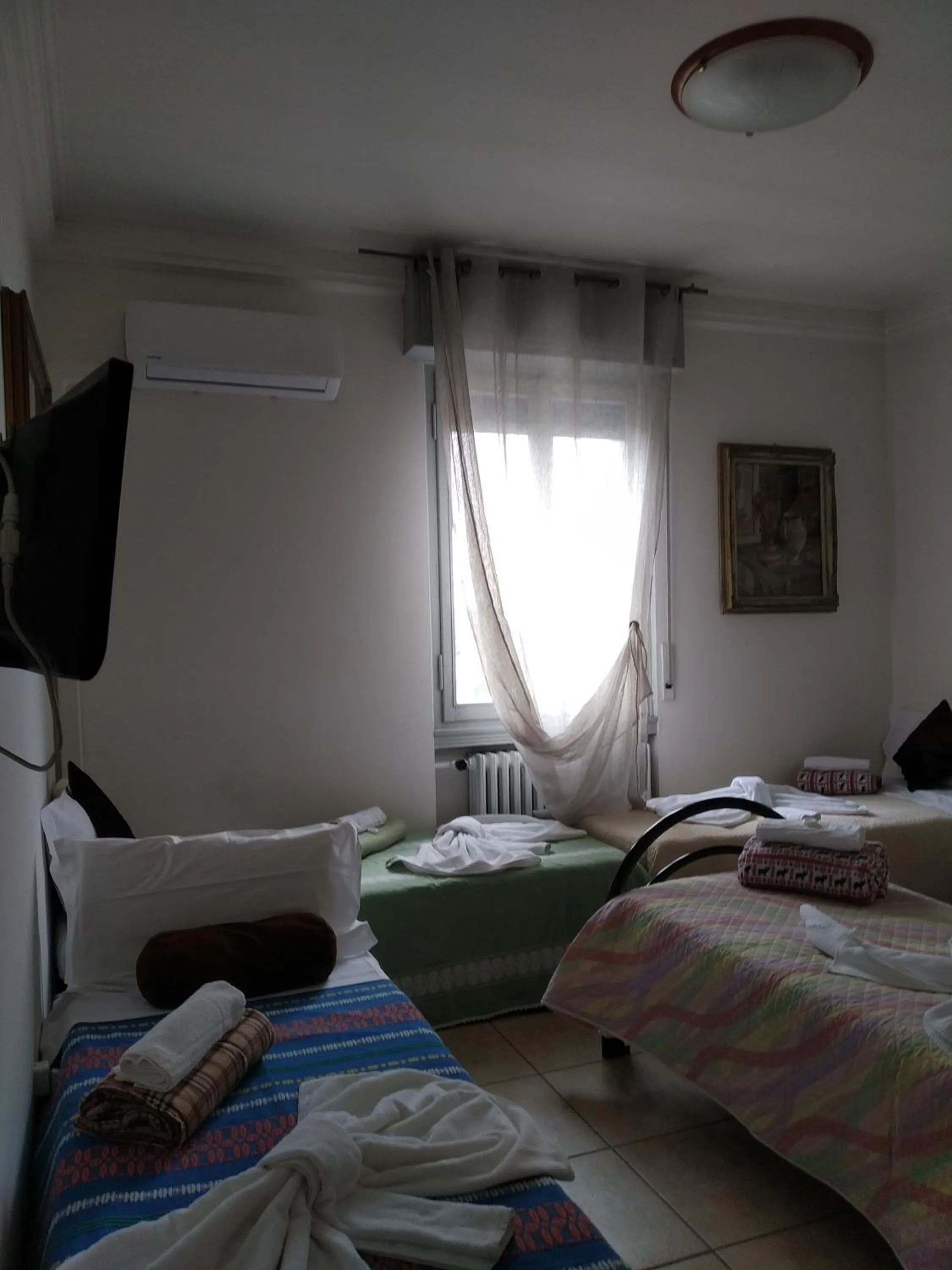 Family in B&B Mavipagi