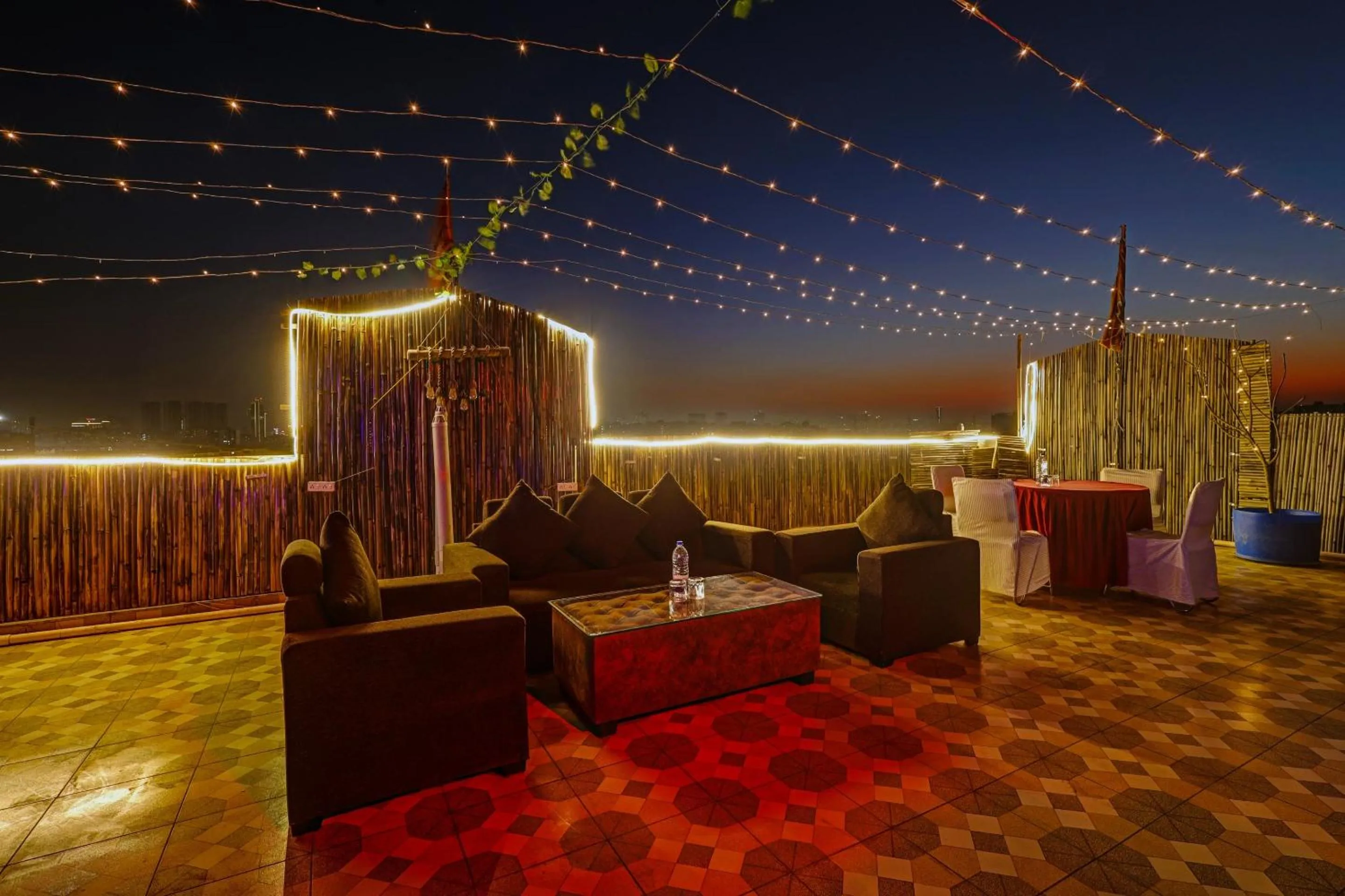 Other in Super Townhouse Tipsyy Near Bestech Central Square Mall