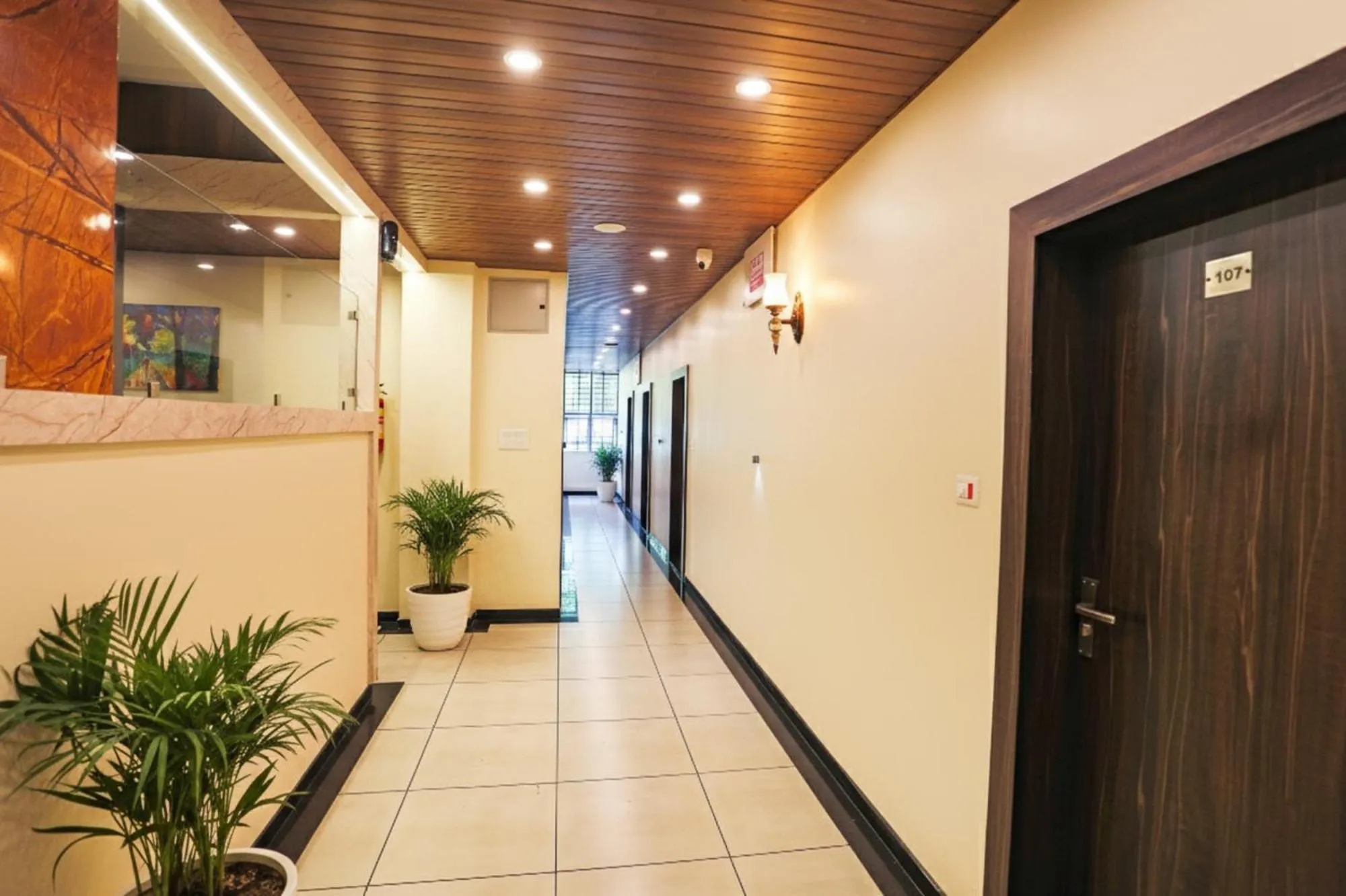 Lobby or reception in FabHotel Balaji Paradise