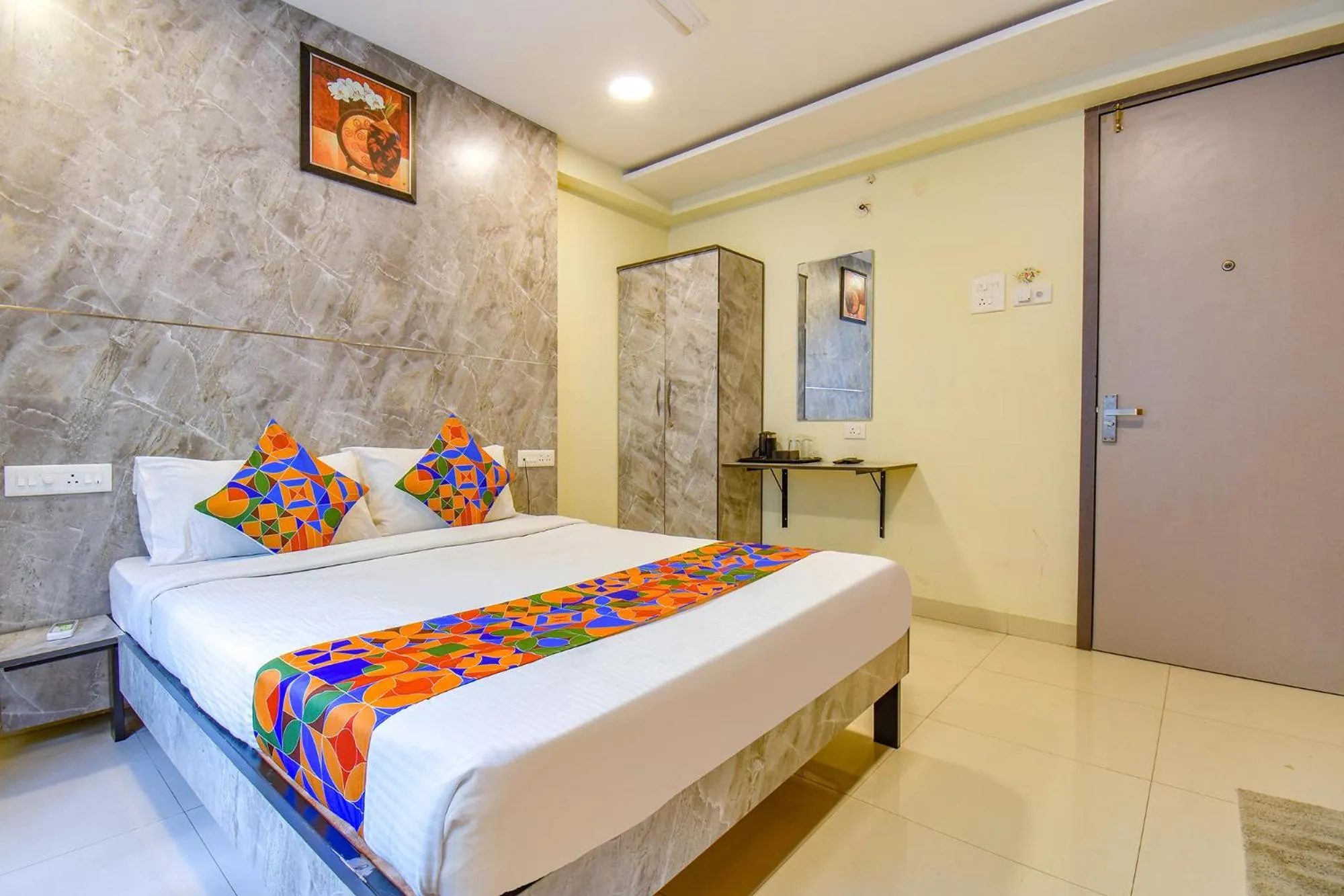 Bed in FabHotel Gargi Inn - Near Balewadi Stadium