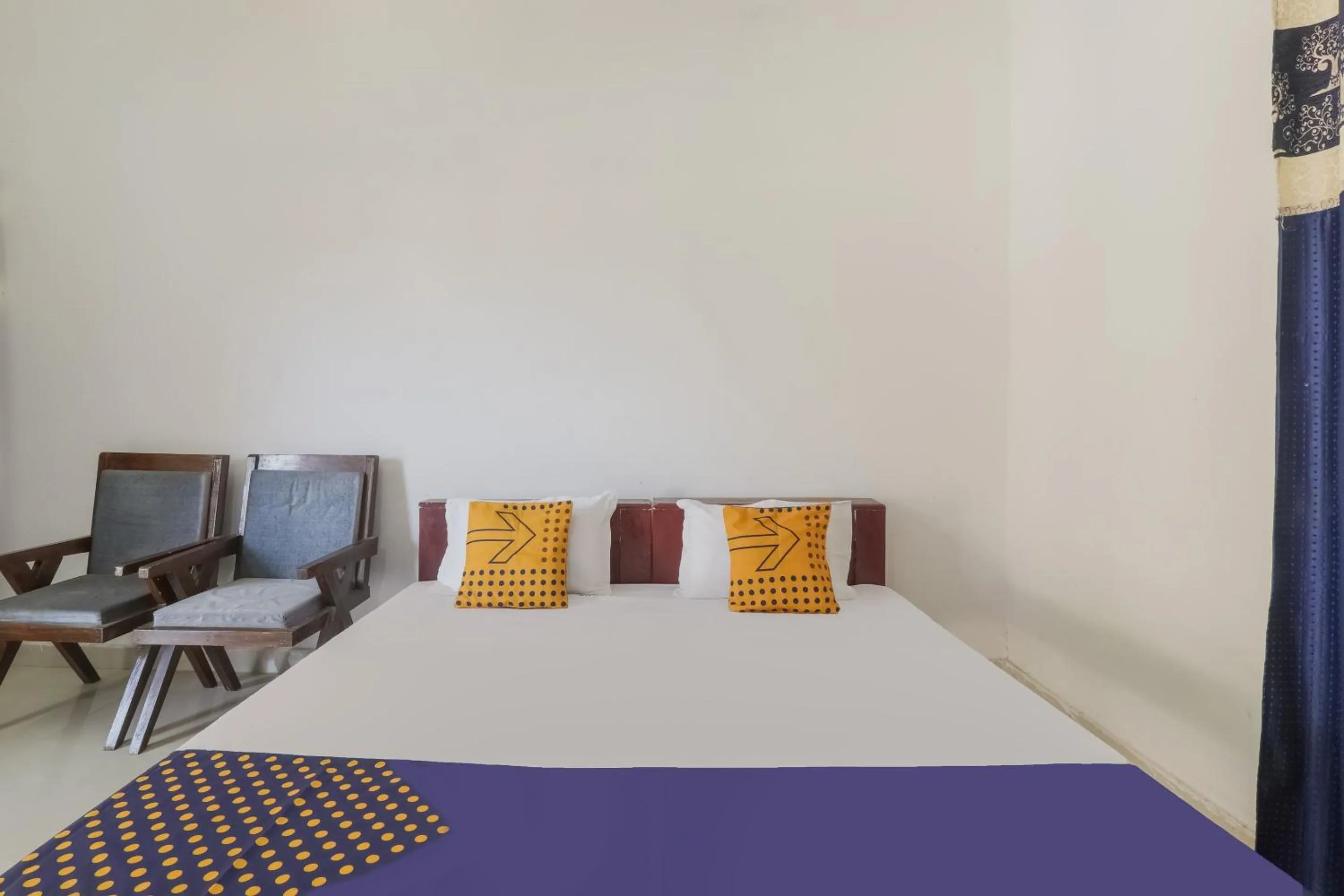 Bedroom, Bed in SPOT ON Sahyadri Inn