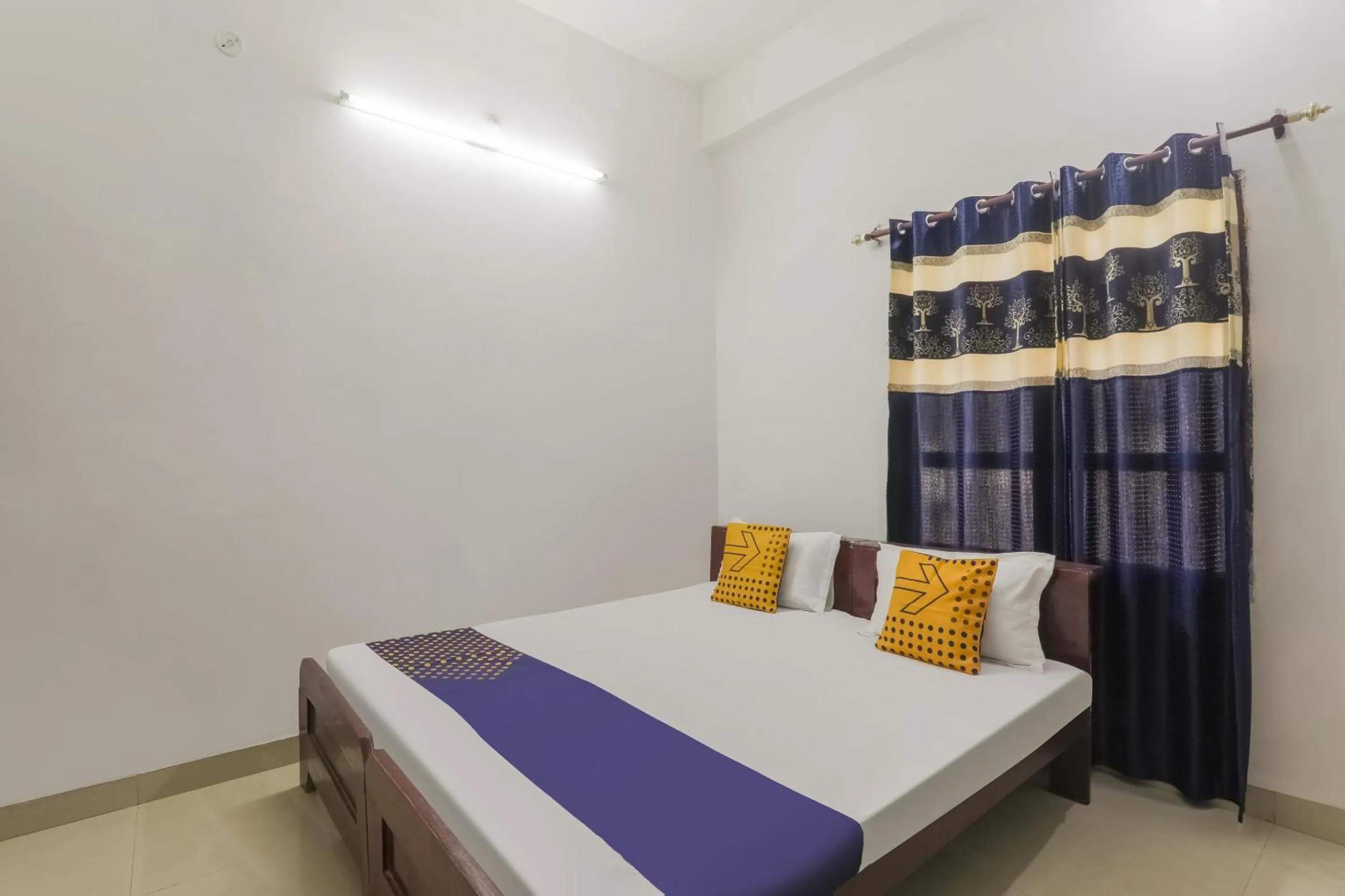 Bedroom, Bed in SPOT ON Sahyadri Inn