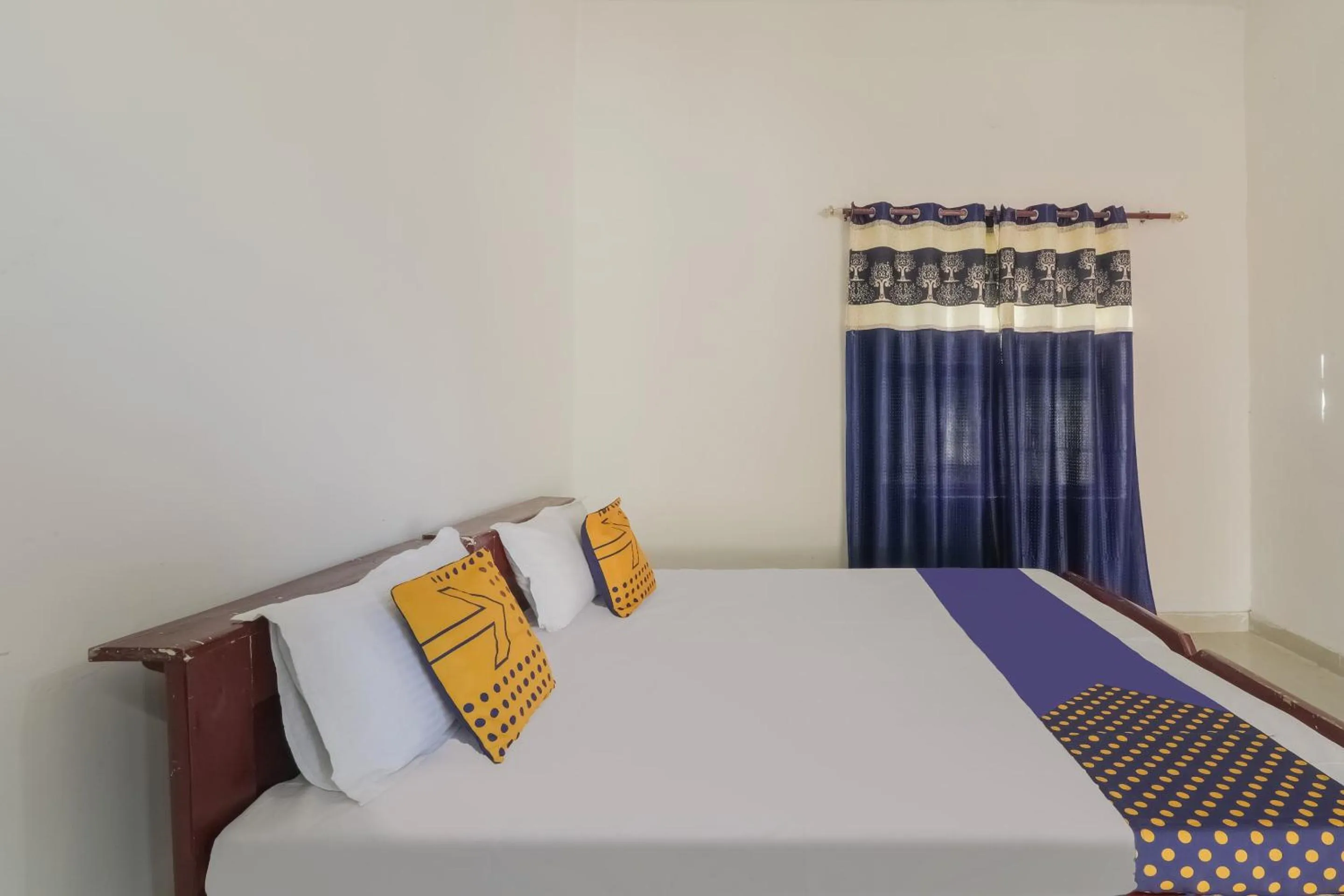 Bedroom, Bed in SPOT ON Sahyadri Inn