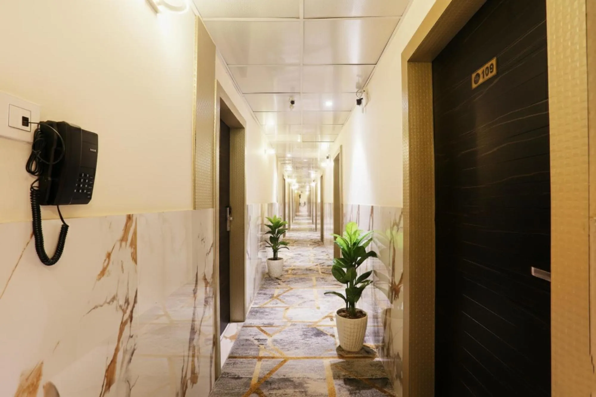 Lobby or reception in FabHotel Prime Land - Nr BKC