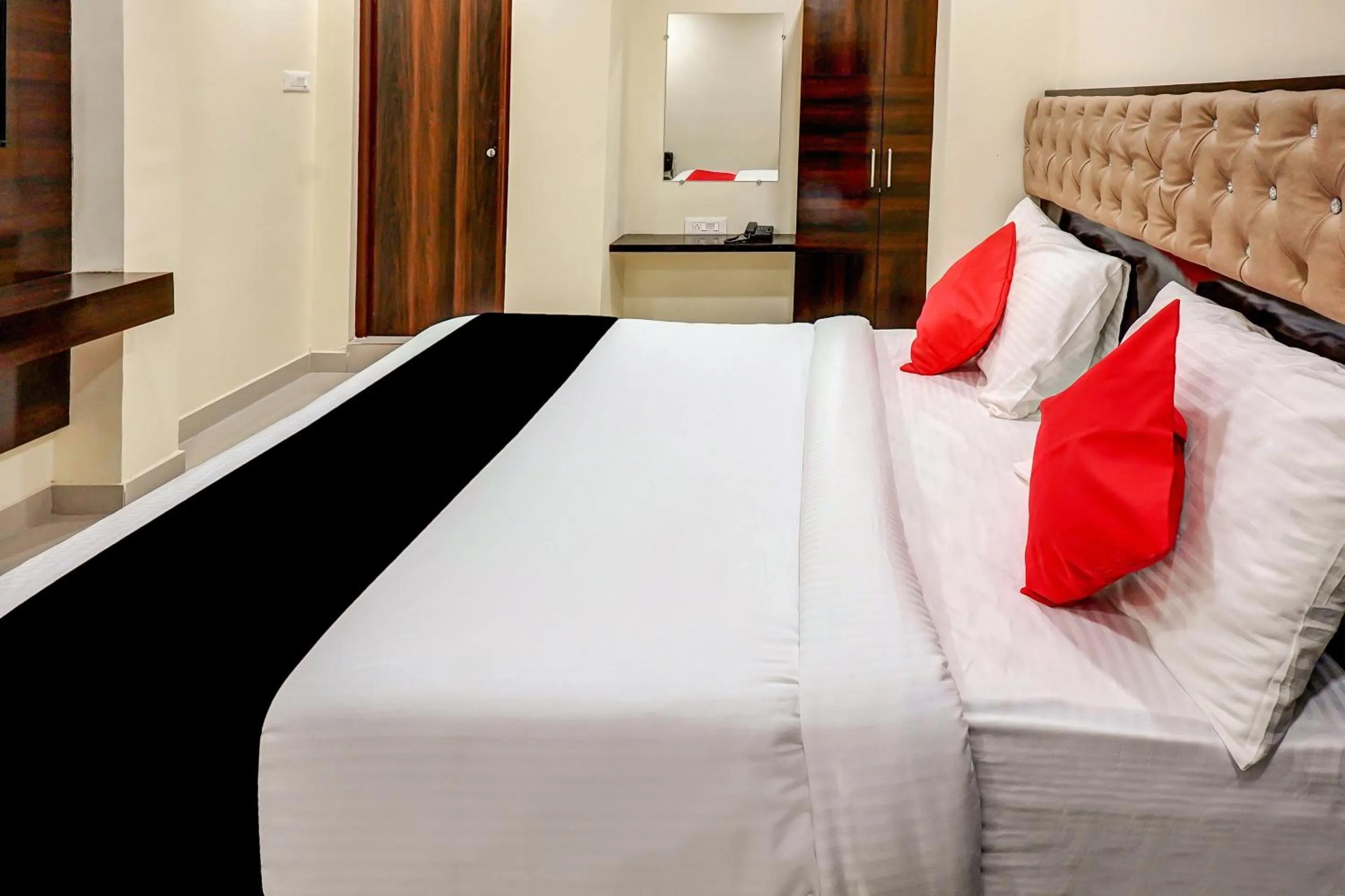 Bedroom in Super Capital O Siddartha Elite