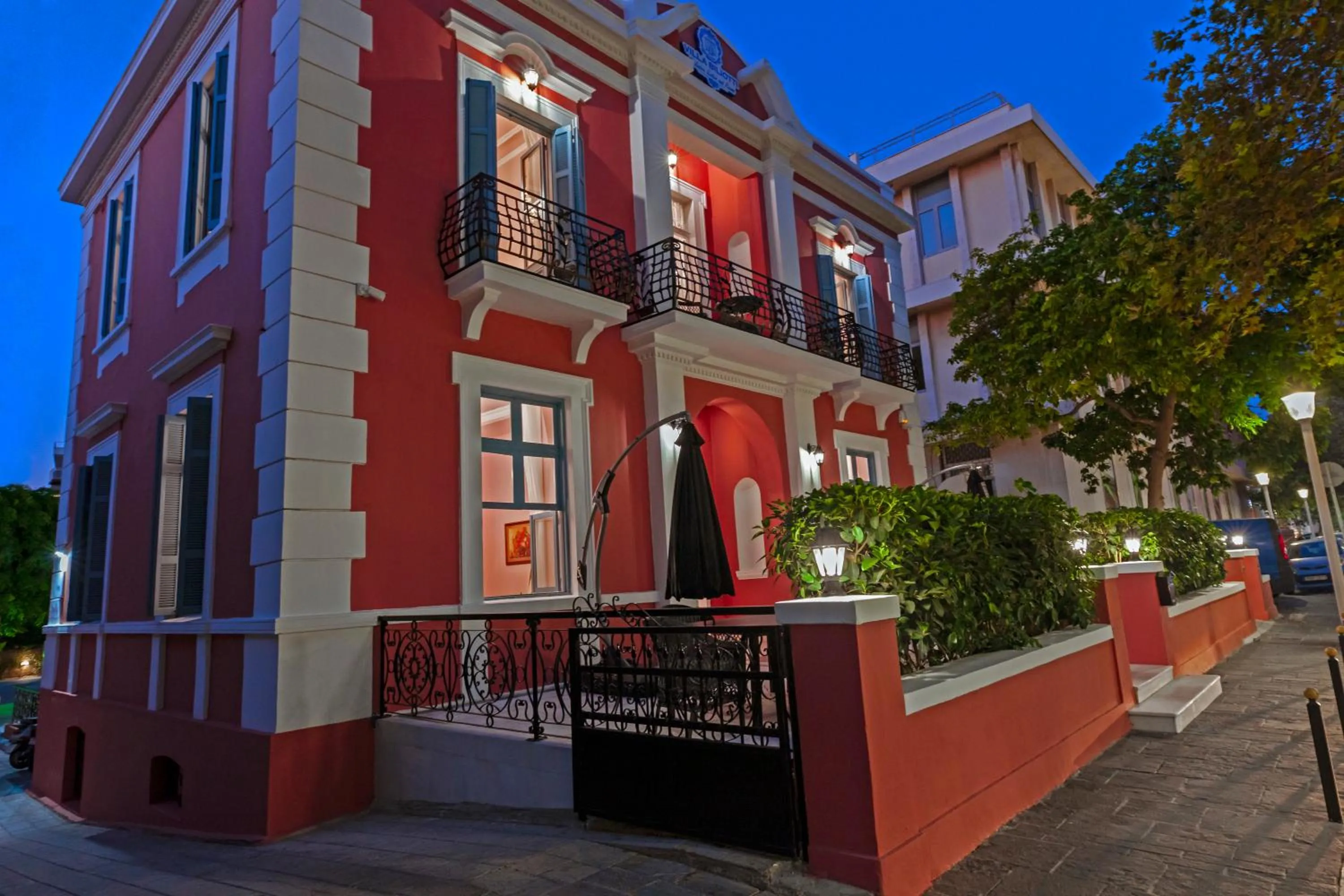 Property building in Via Villa Iliotti Rhodos