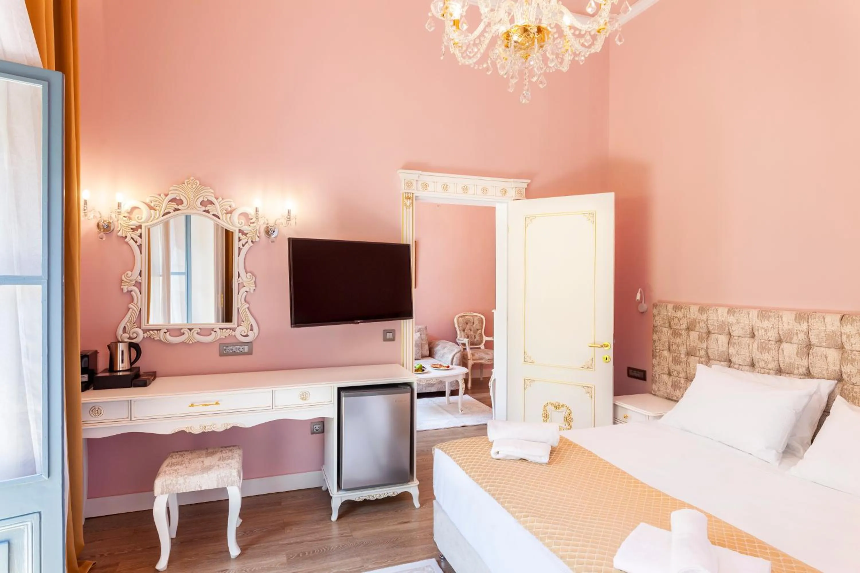 TV and multimedia, Bed in Via Villa Iliotti Rhodos