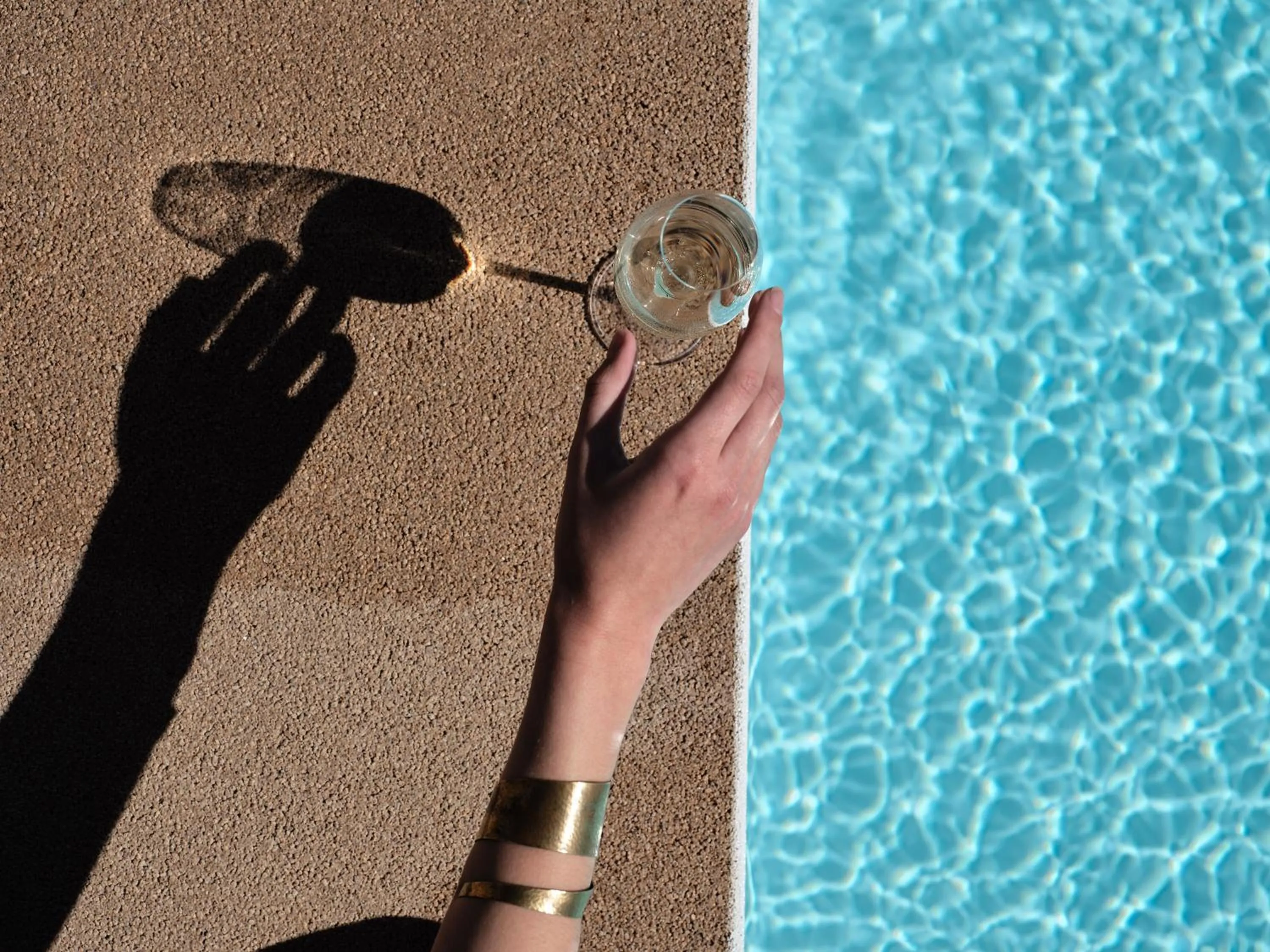 Drinks in Olvos Luxury Suites