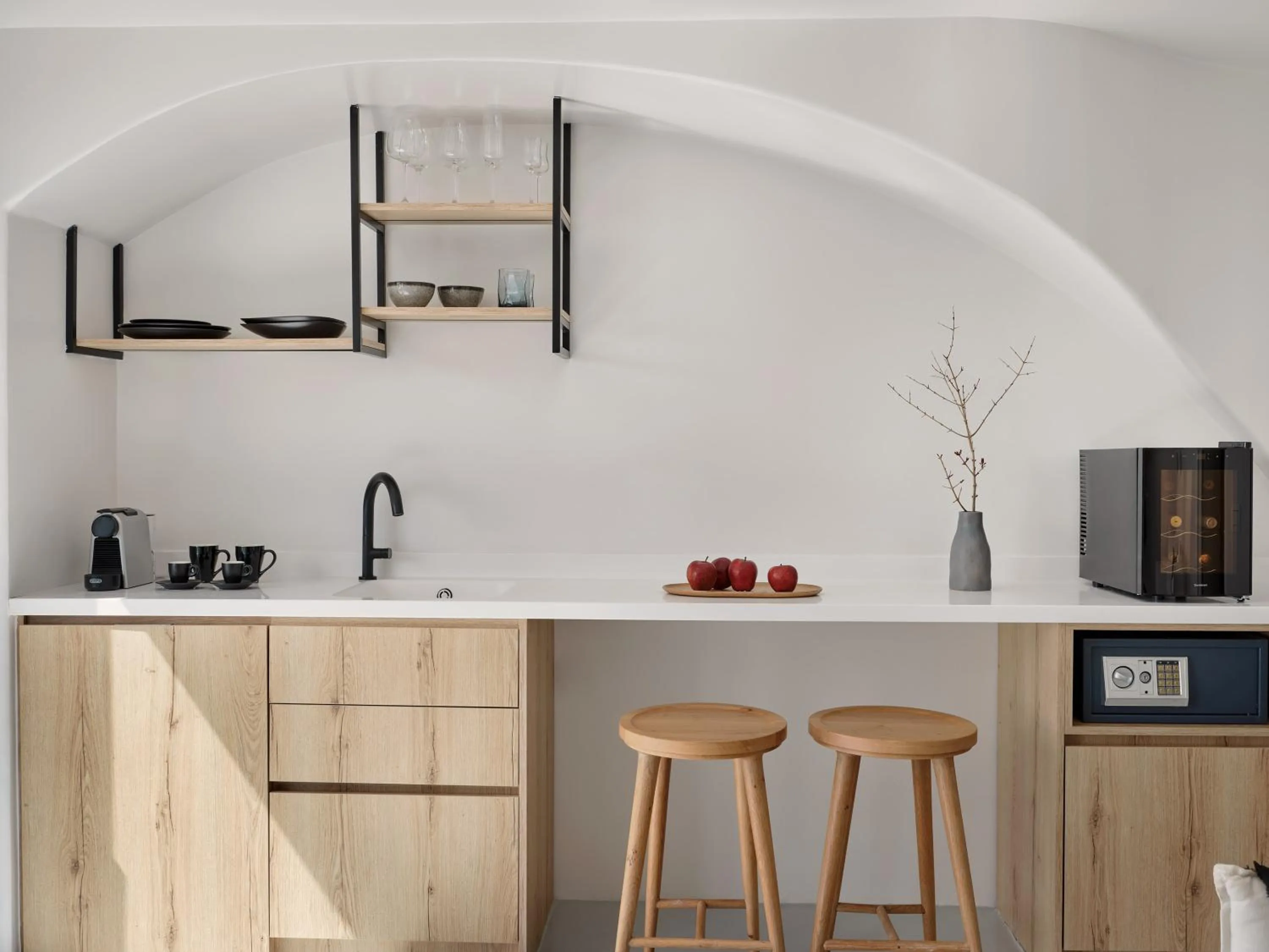 Coffee/tea facilities in Olvos Luxury Suites