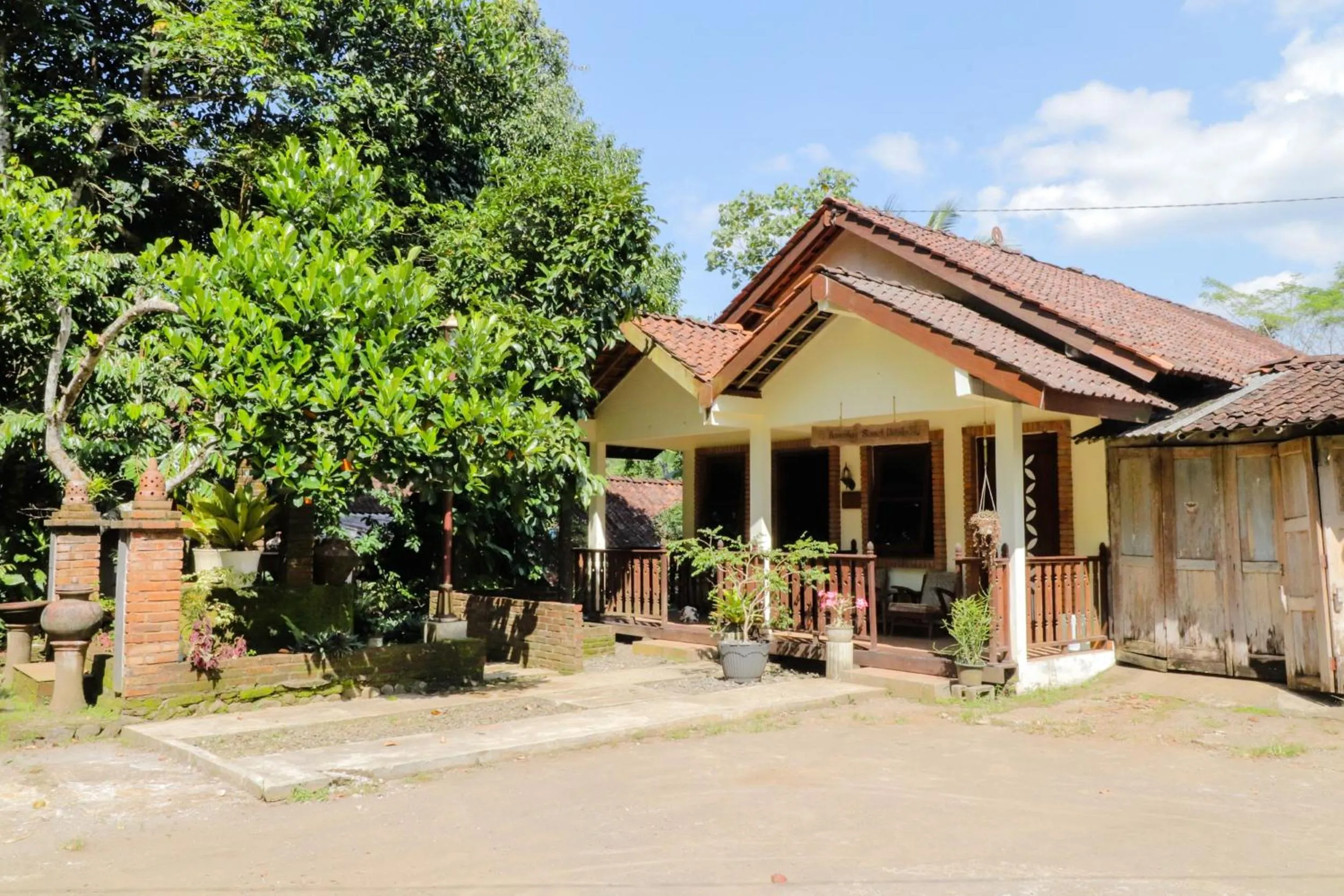 Property building in Penginapan Widodo Syariah Borobudur