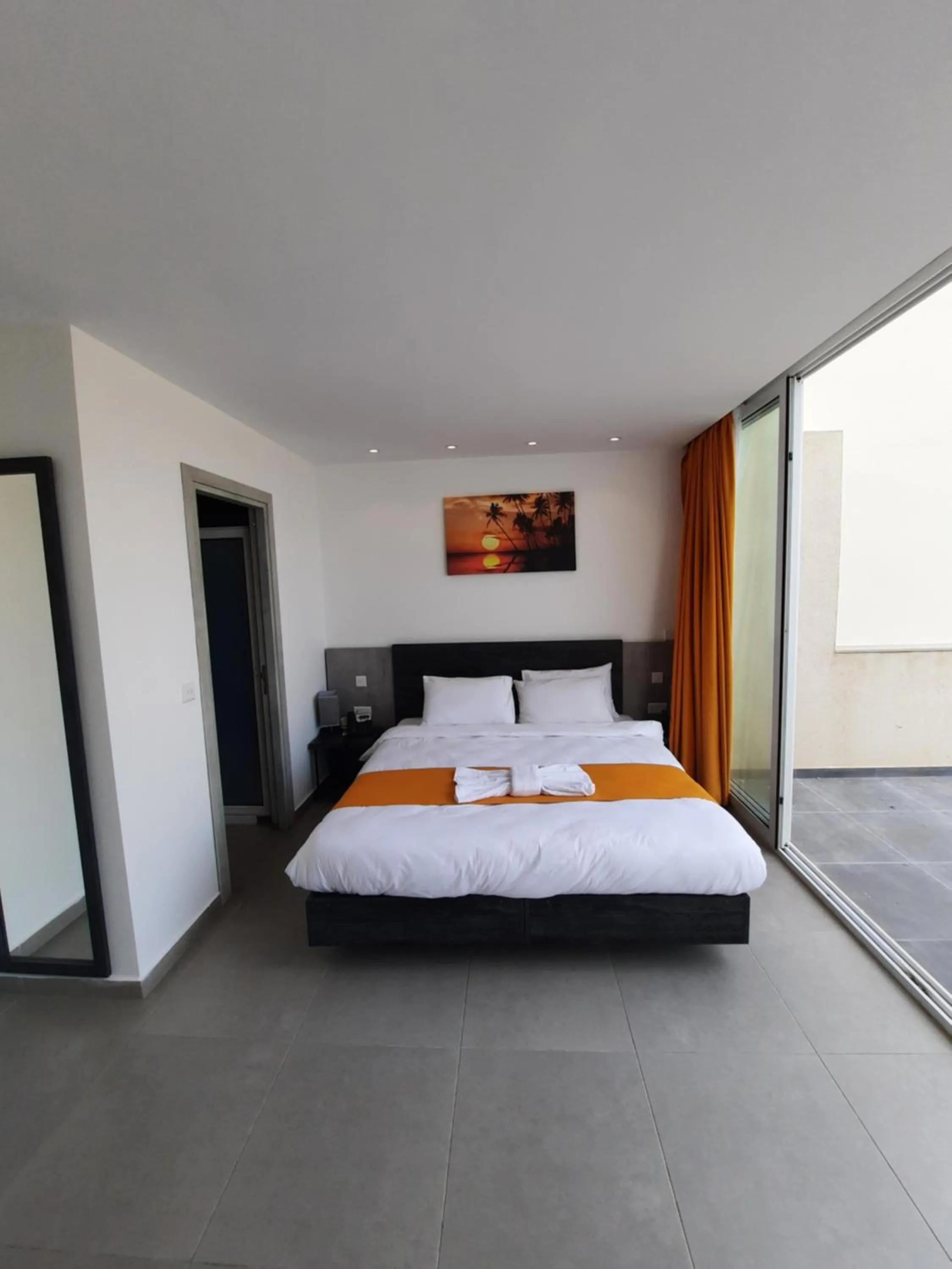 Bed in Hotel Shoreline