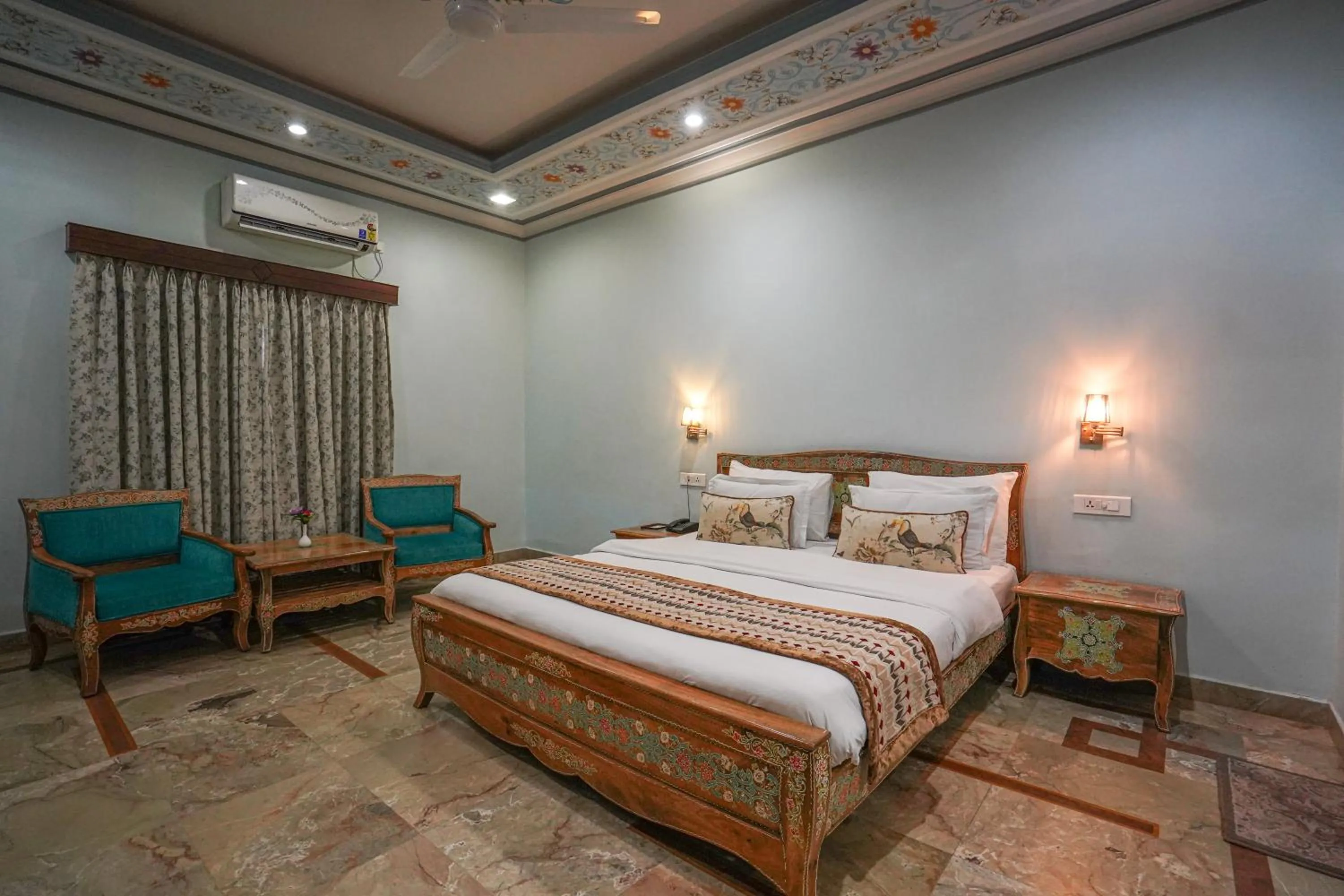 Bed in Marugarh Resort and Spa