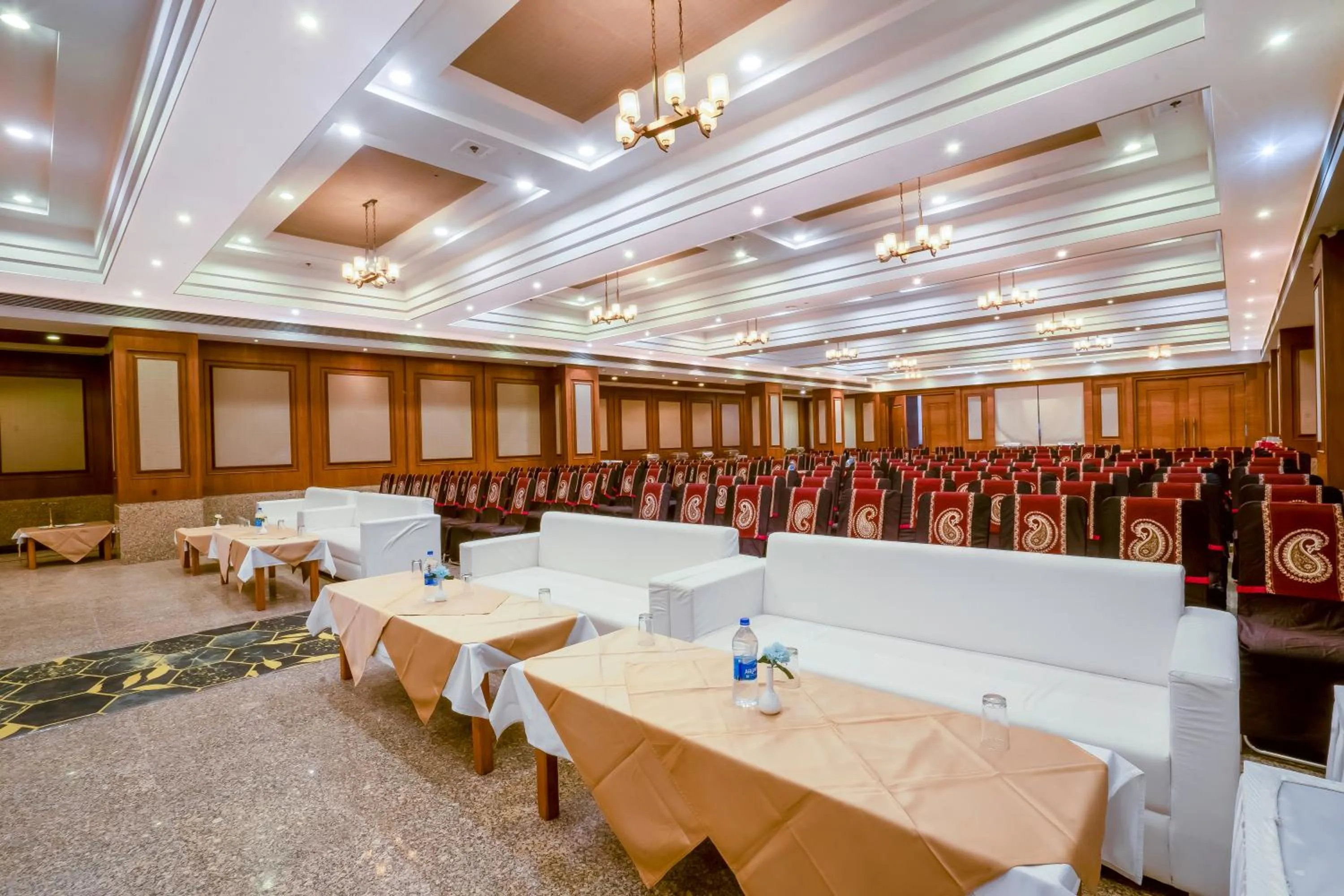 Banquet/Function facilities in Marugarh Resort and Spa