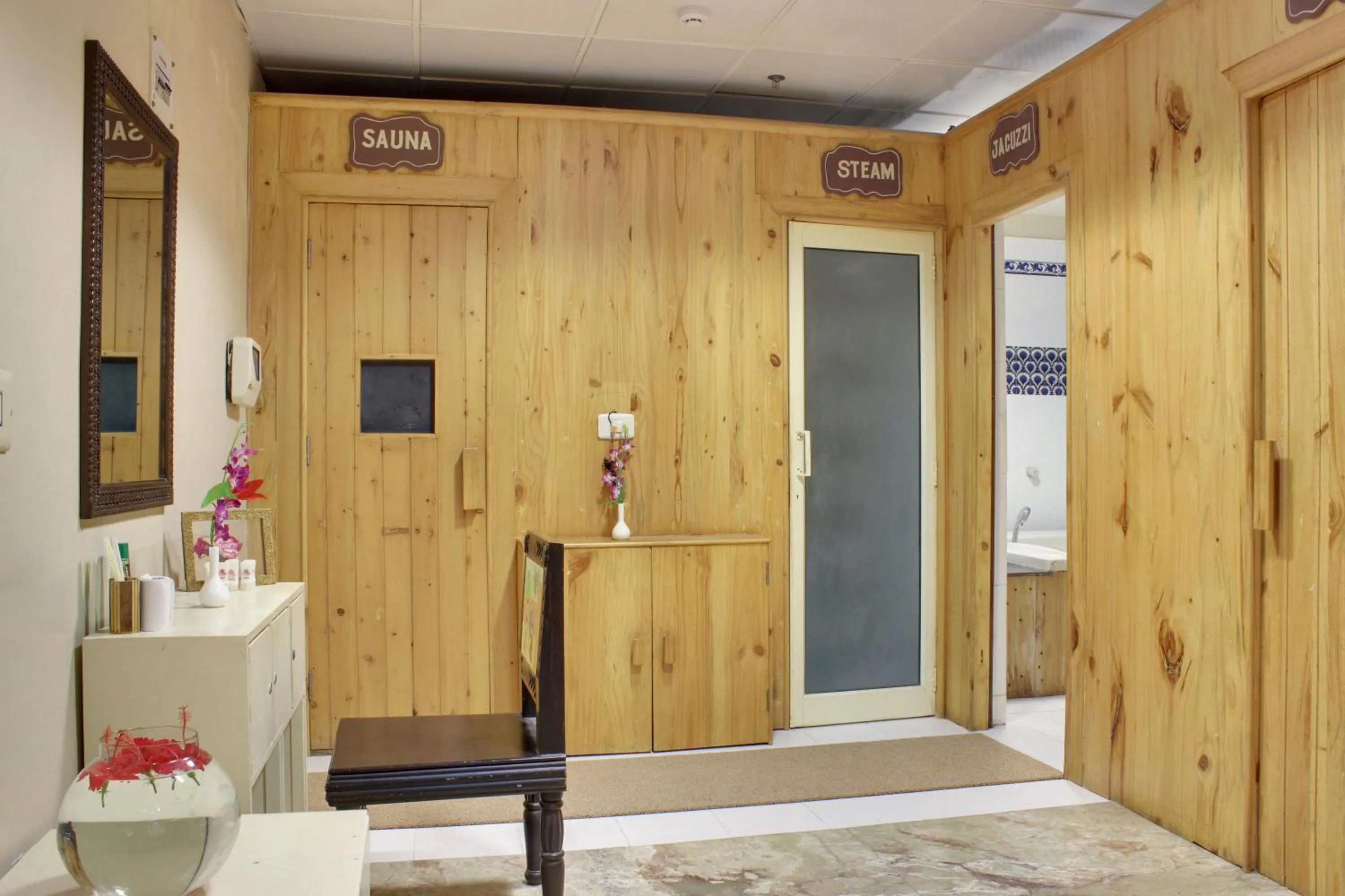 Sauna in Marugarh Resort and Spa