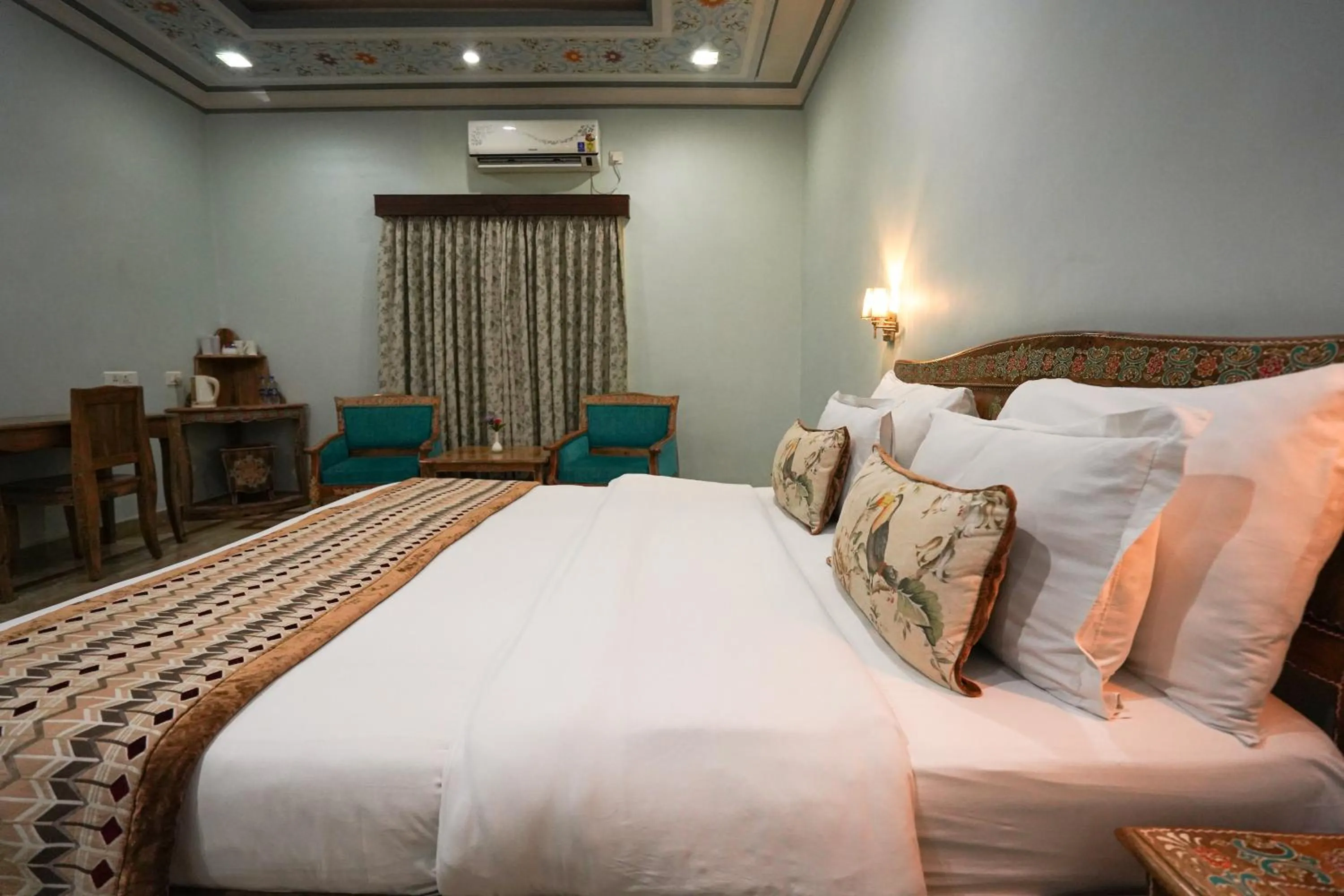 Bed in Marugarh Resort and Spa